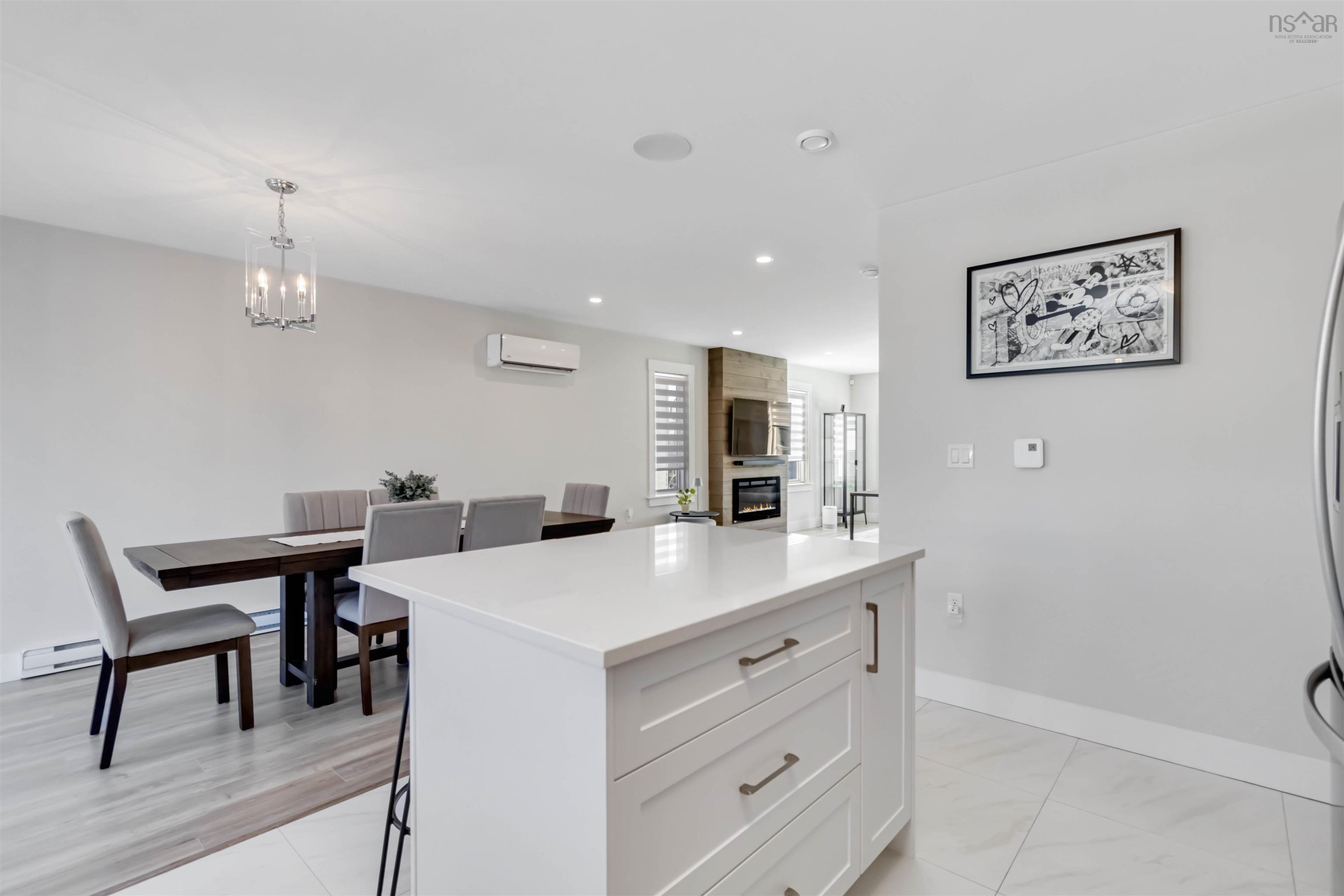$649,000.00: 45 Travertine Court, Halifax