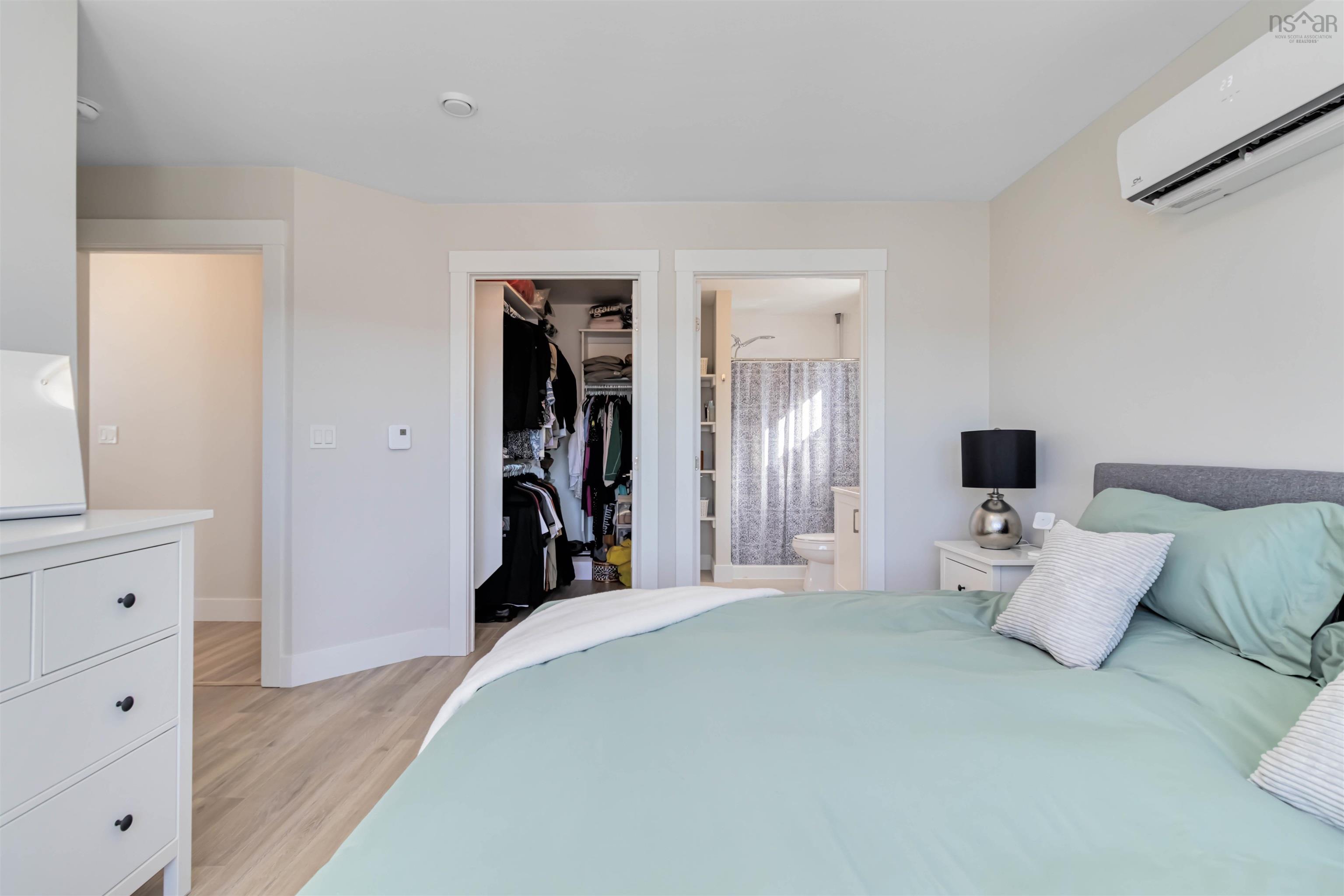 $649,000.00: 45 Travertine Court, Halifax
