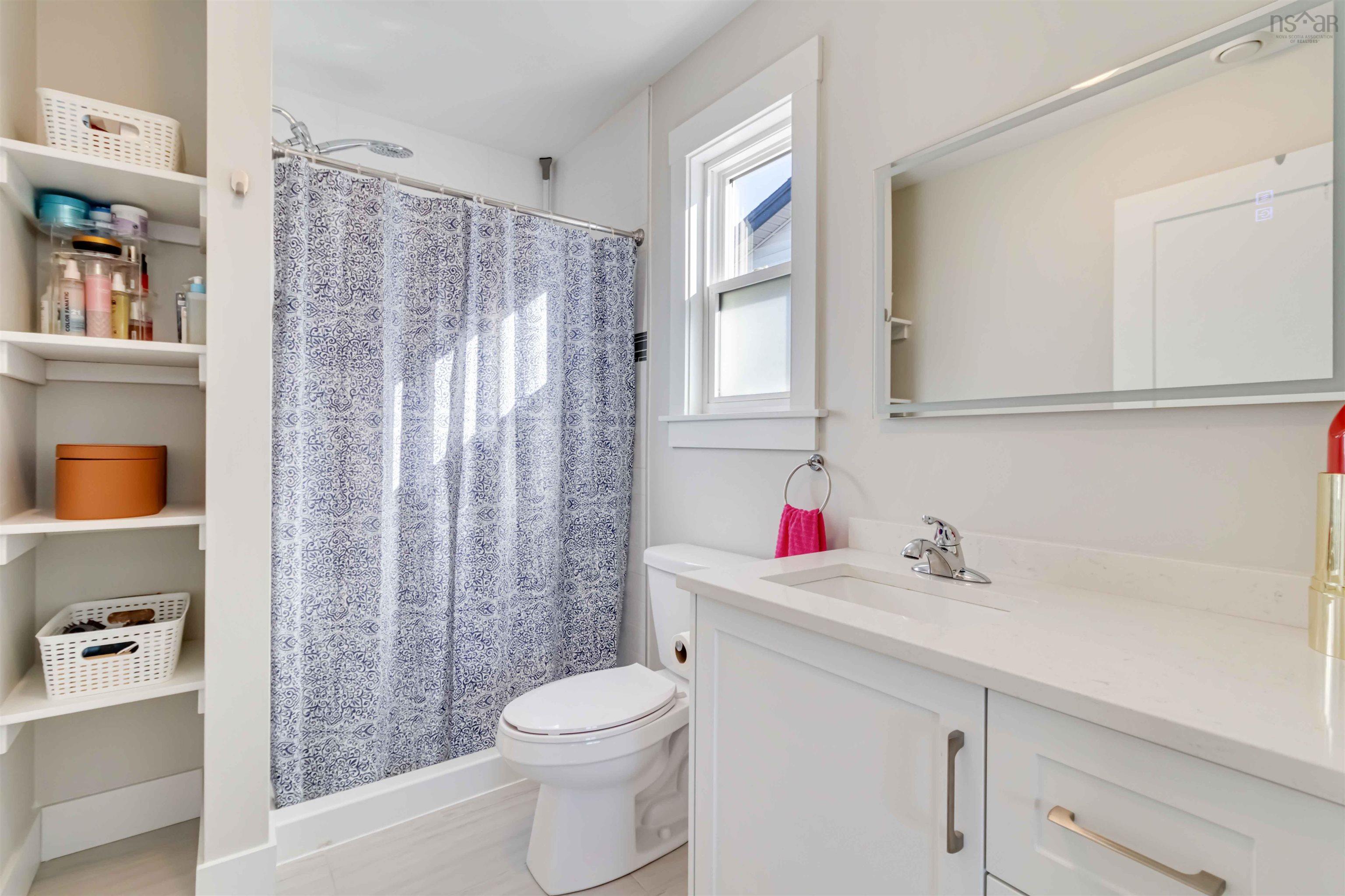 $649,000.00: 45 Travertine Court, Halifax
