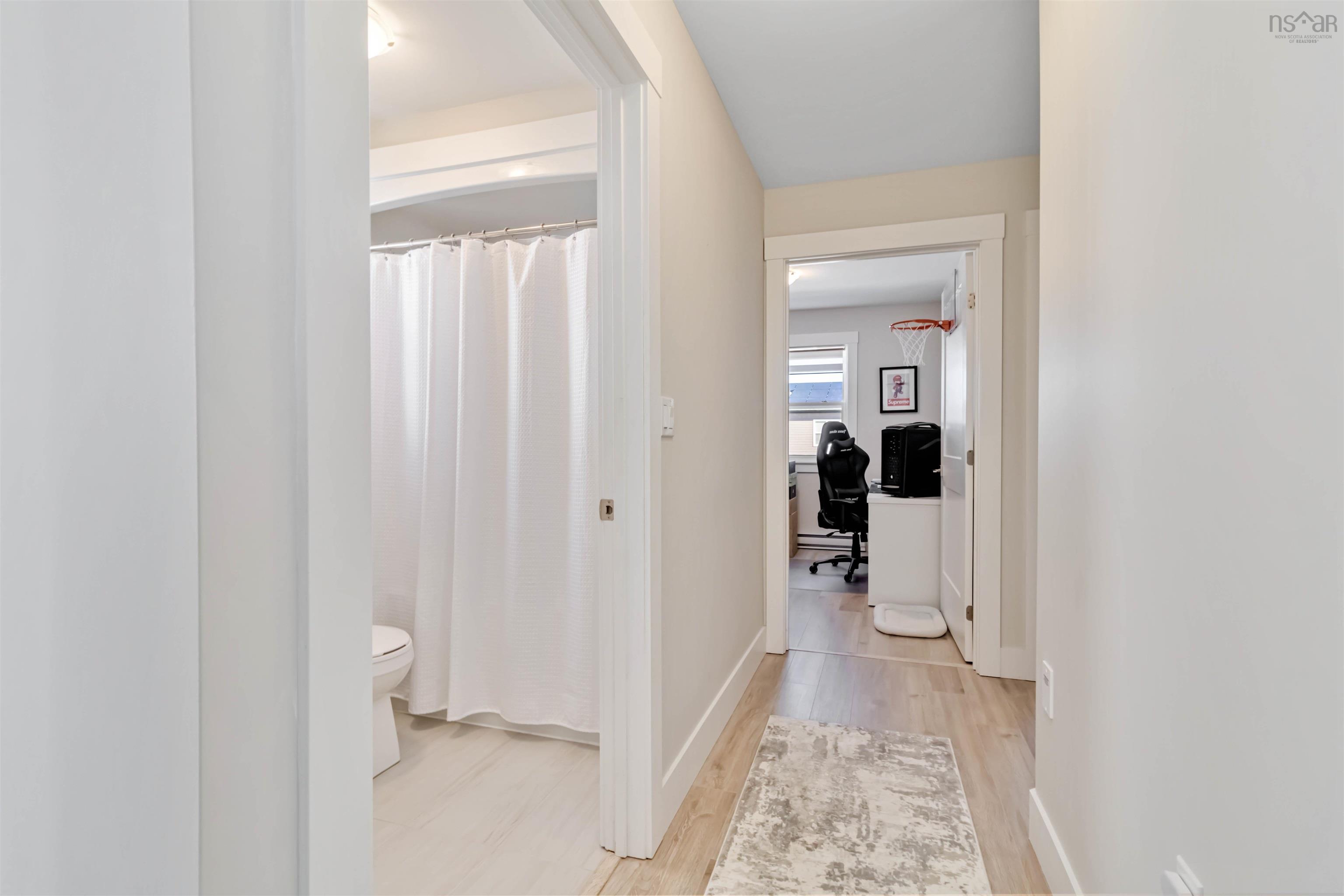 $649,000.00: 45 Travertine Court, Halifax