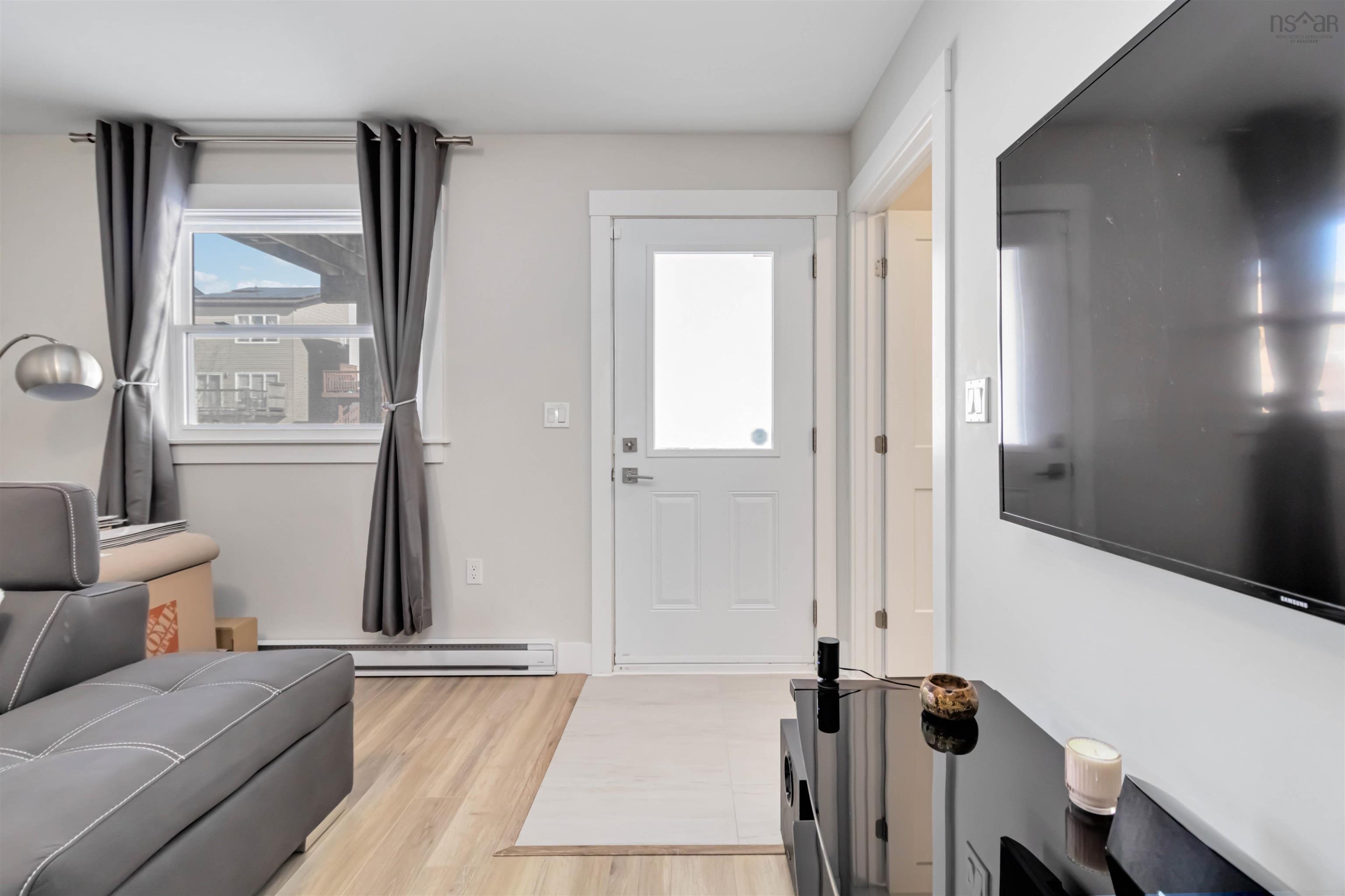 $649,000.00: 45 Travertine Court, Halifax