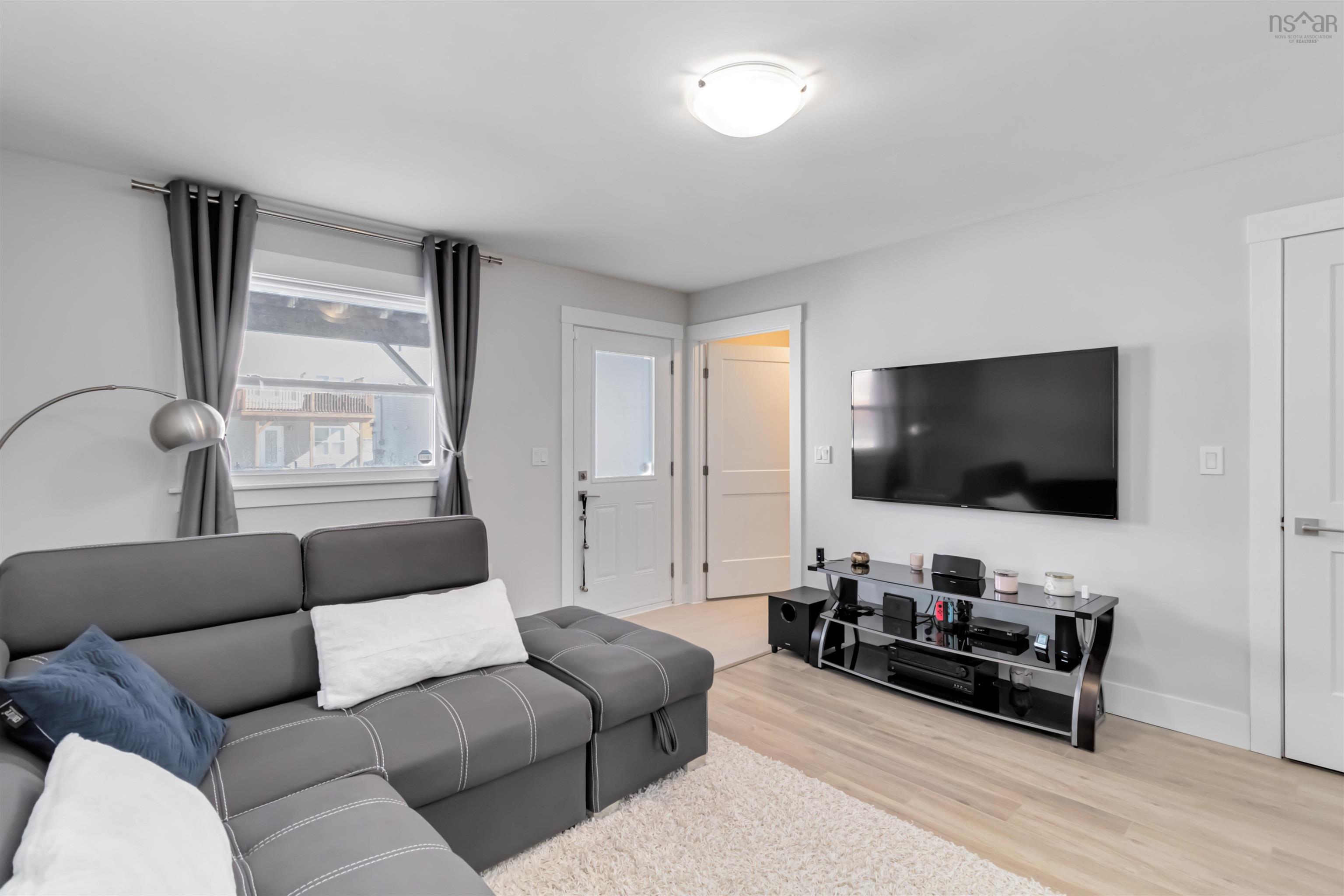 $649,000.00: 45 Travertine Court, Halifax