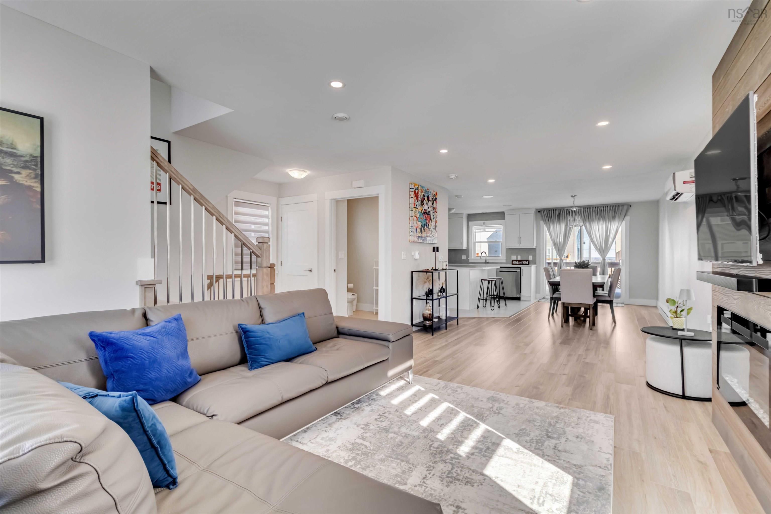 $649,000.00: 45 Travertine Court, Halifax