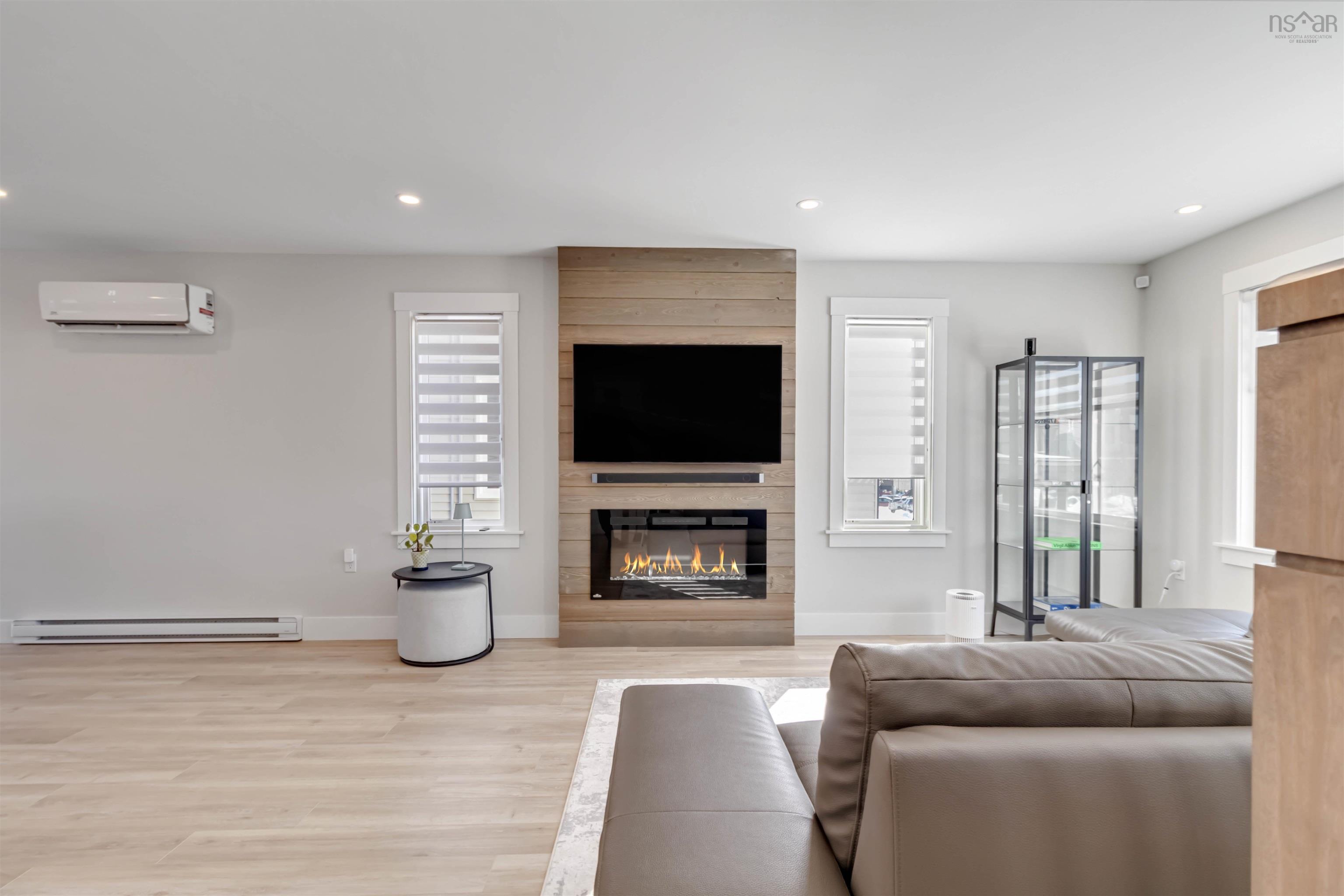 $649,000.00: 45 Travertine Court, Halifax