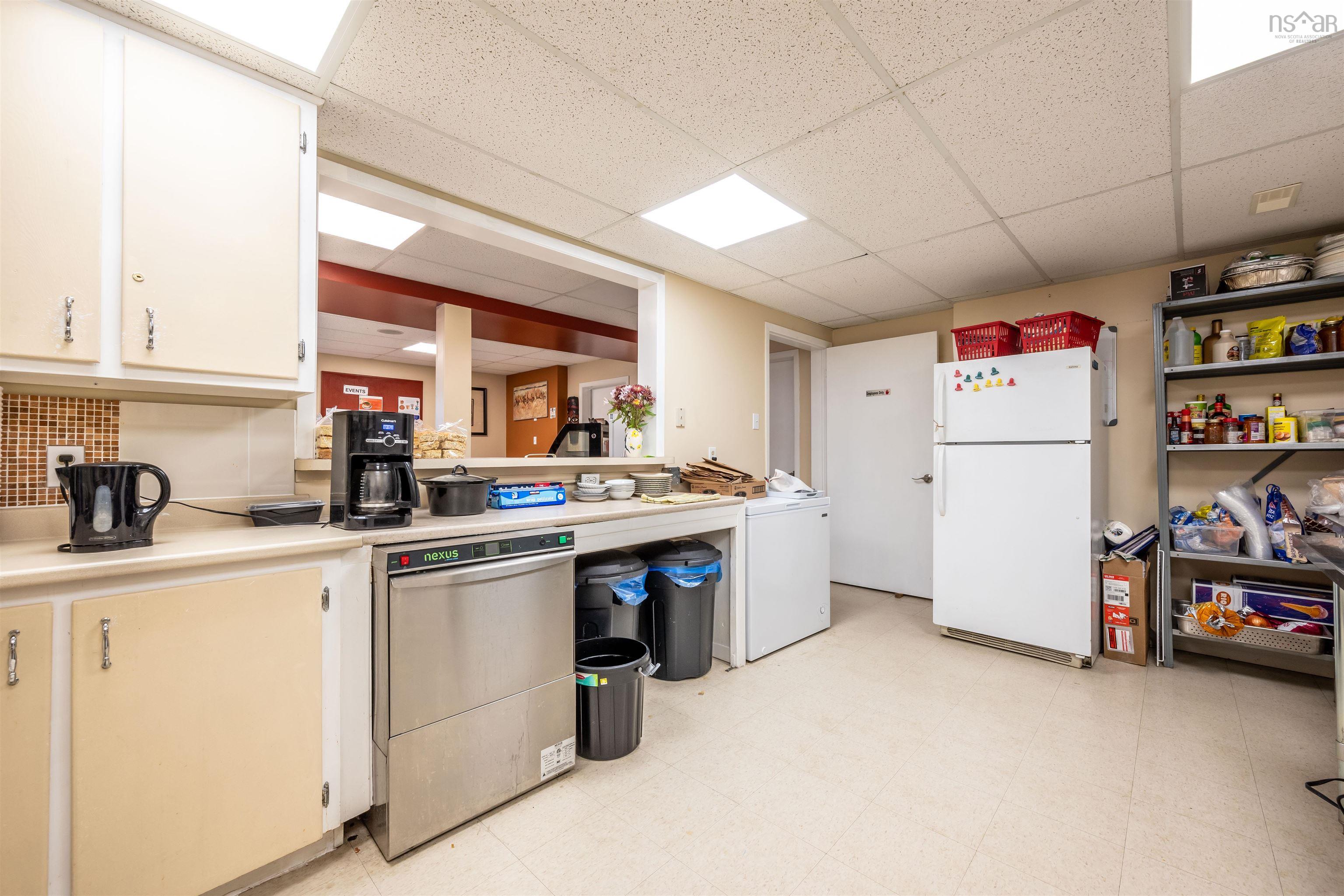 $399,900.00: 40 East Chezzetcook Road, Head Of Chezzetcook