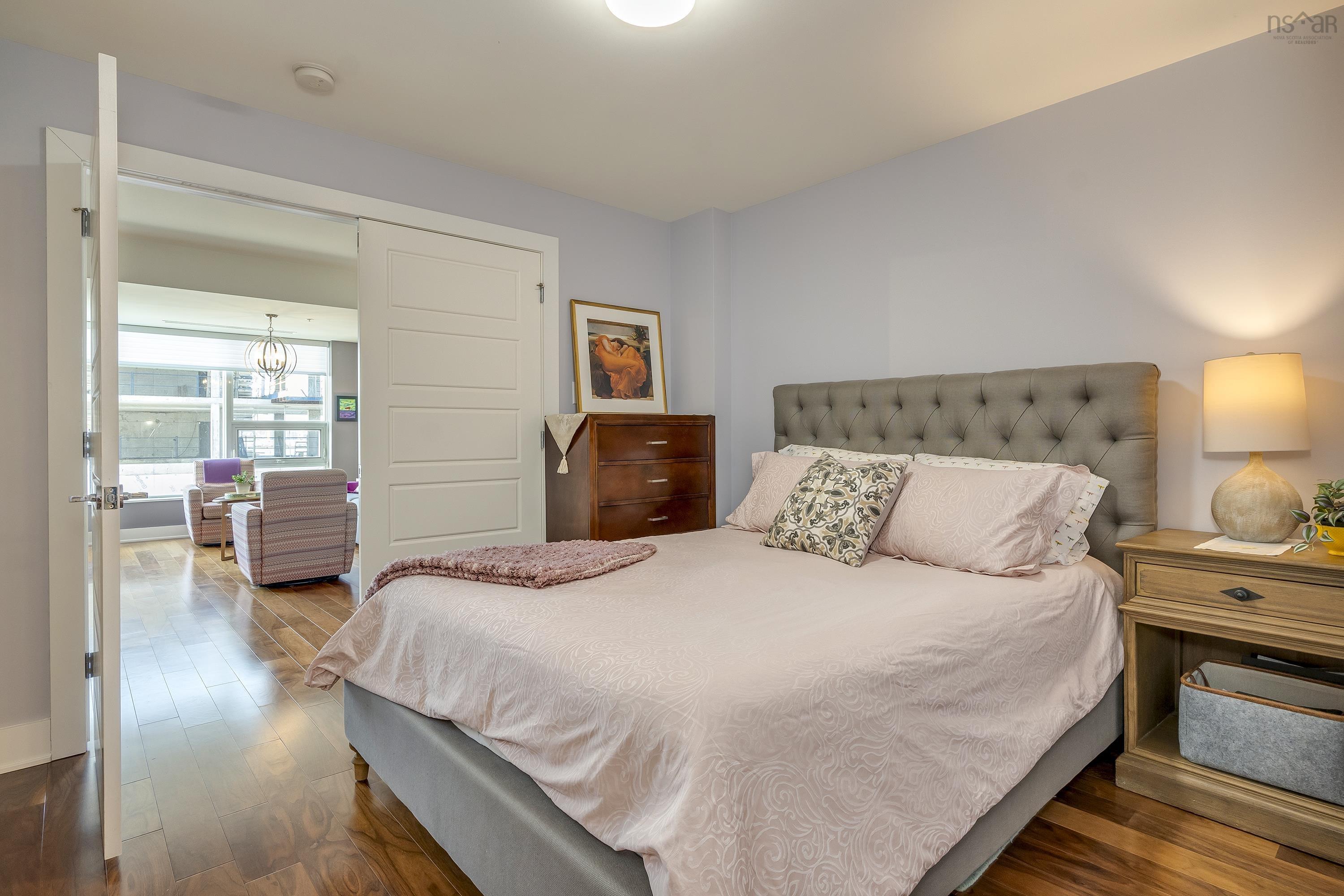 $425,000.00: 206 31 Kings Wharf Place, Dartmouth