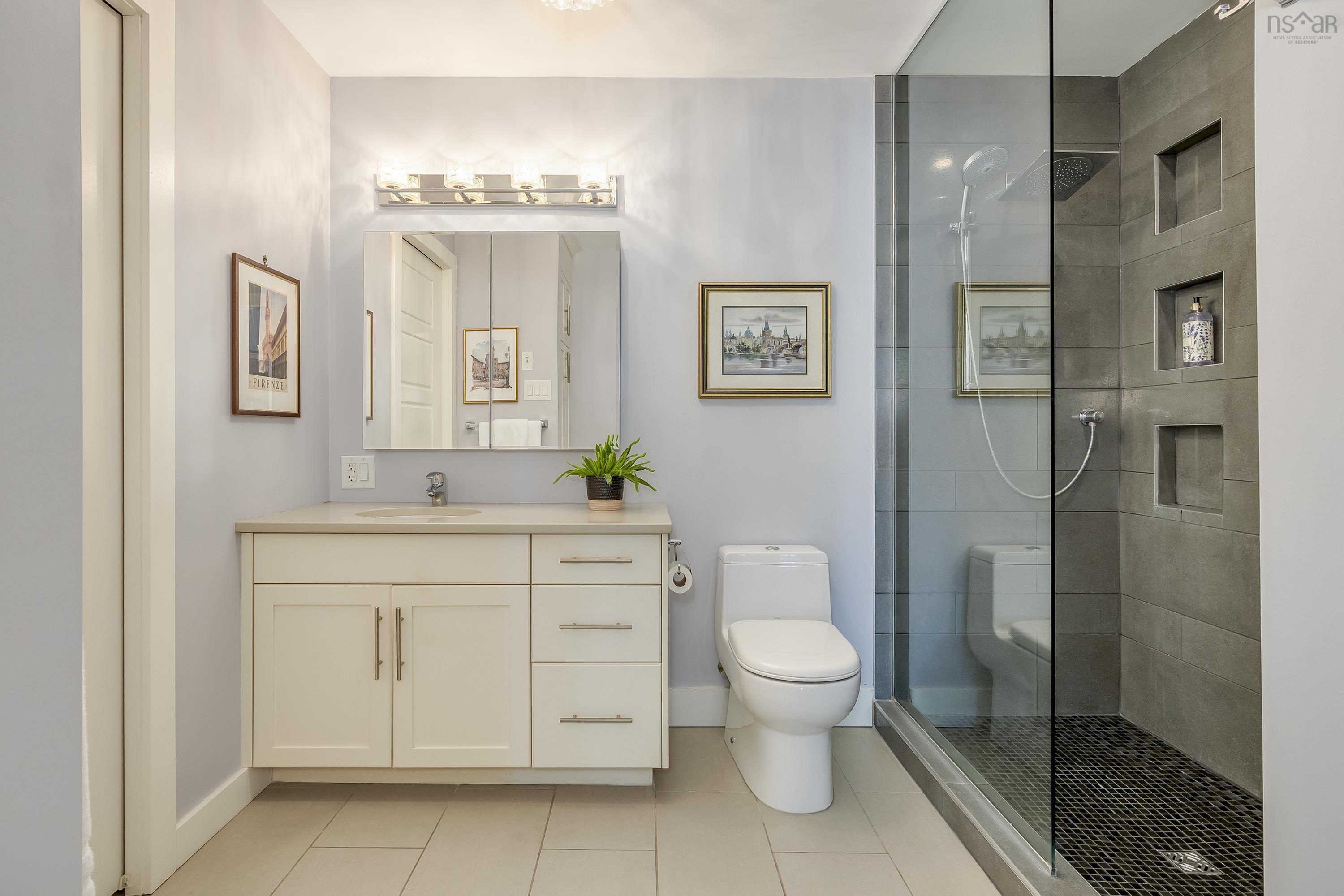 $425,000.00: 206 31 Kings Wharf Place, Dartmouth