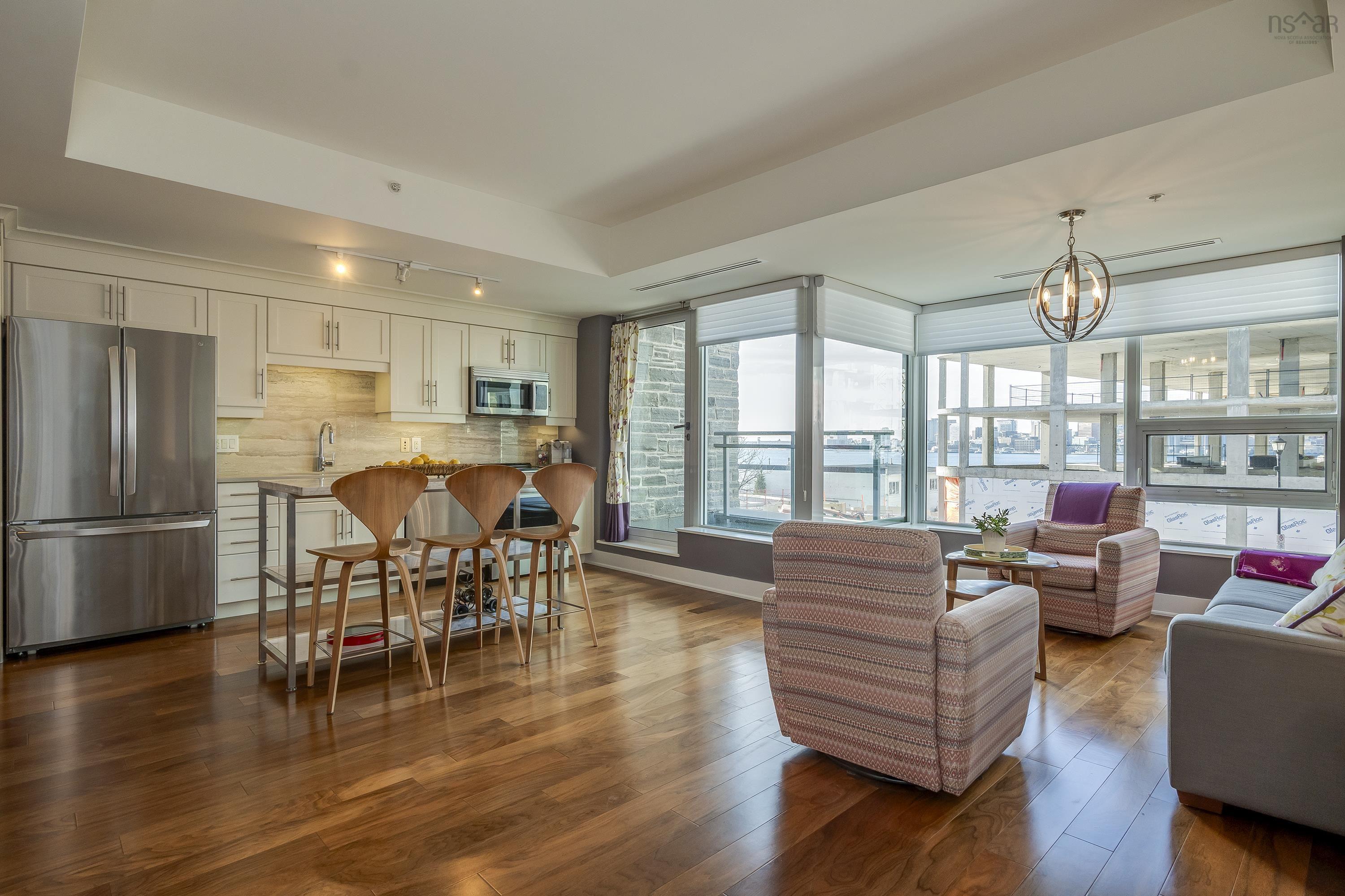 $425,000.00: 206 31 Kings Wharf Place, Dartmouth