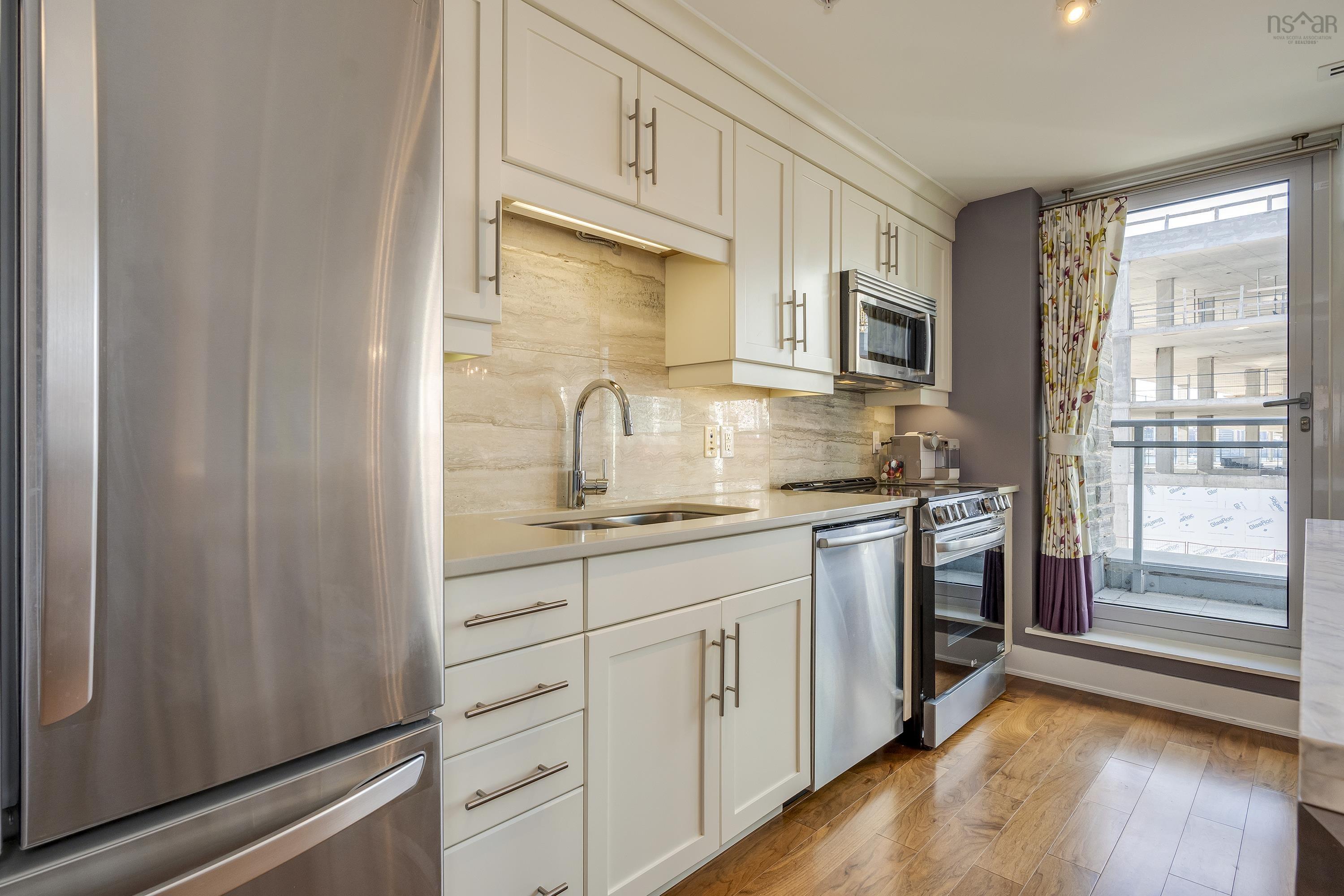 $425,000.00: 206 31 Kings Wharf Place, Dartmouth