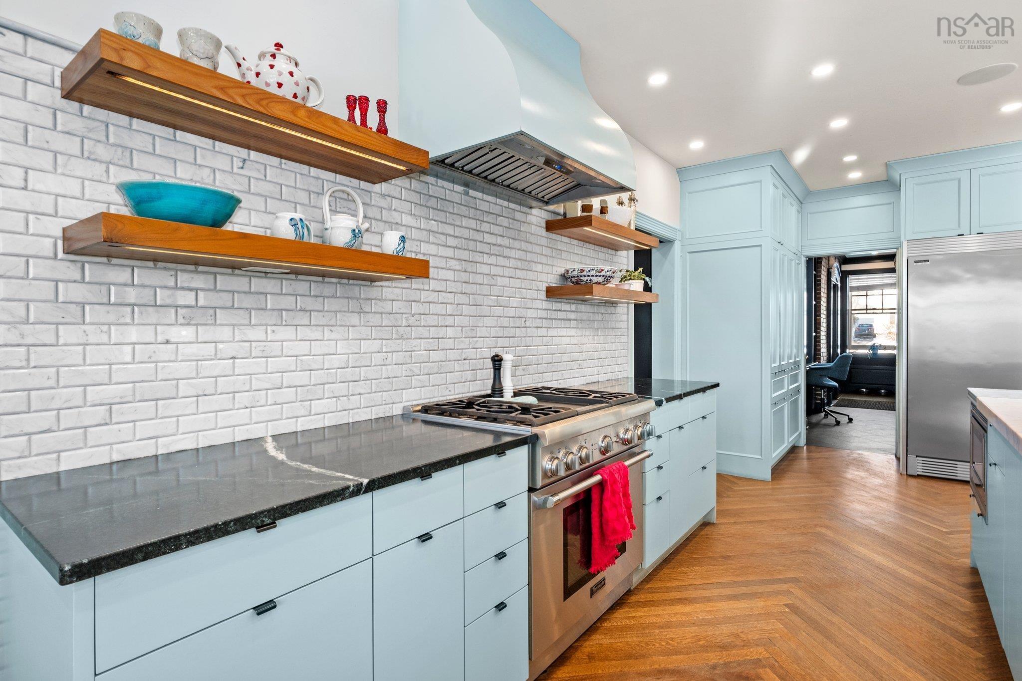 $2,695,000.00: 1936 Bloomingdale Terrace, Halifax