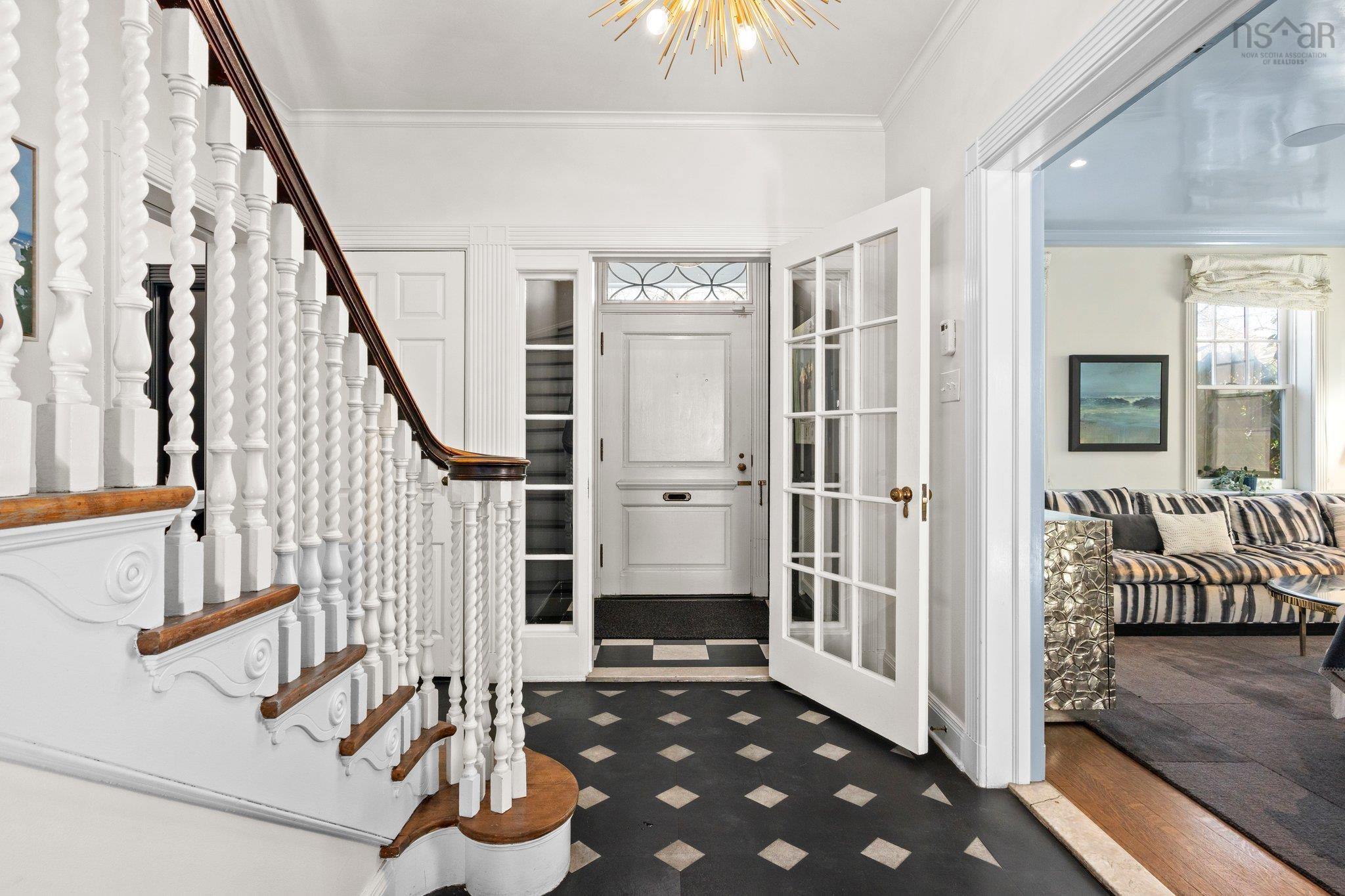 $2,695,000.00: 1936 Bloomingdale Terrace, Halifax