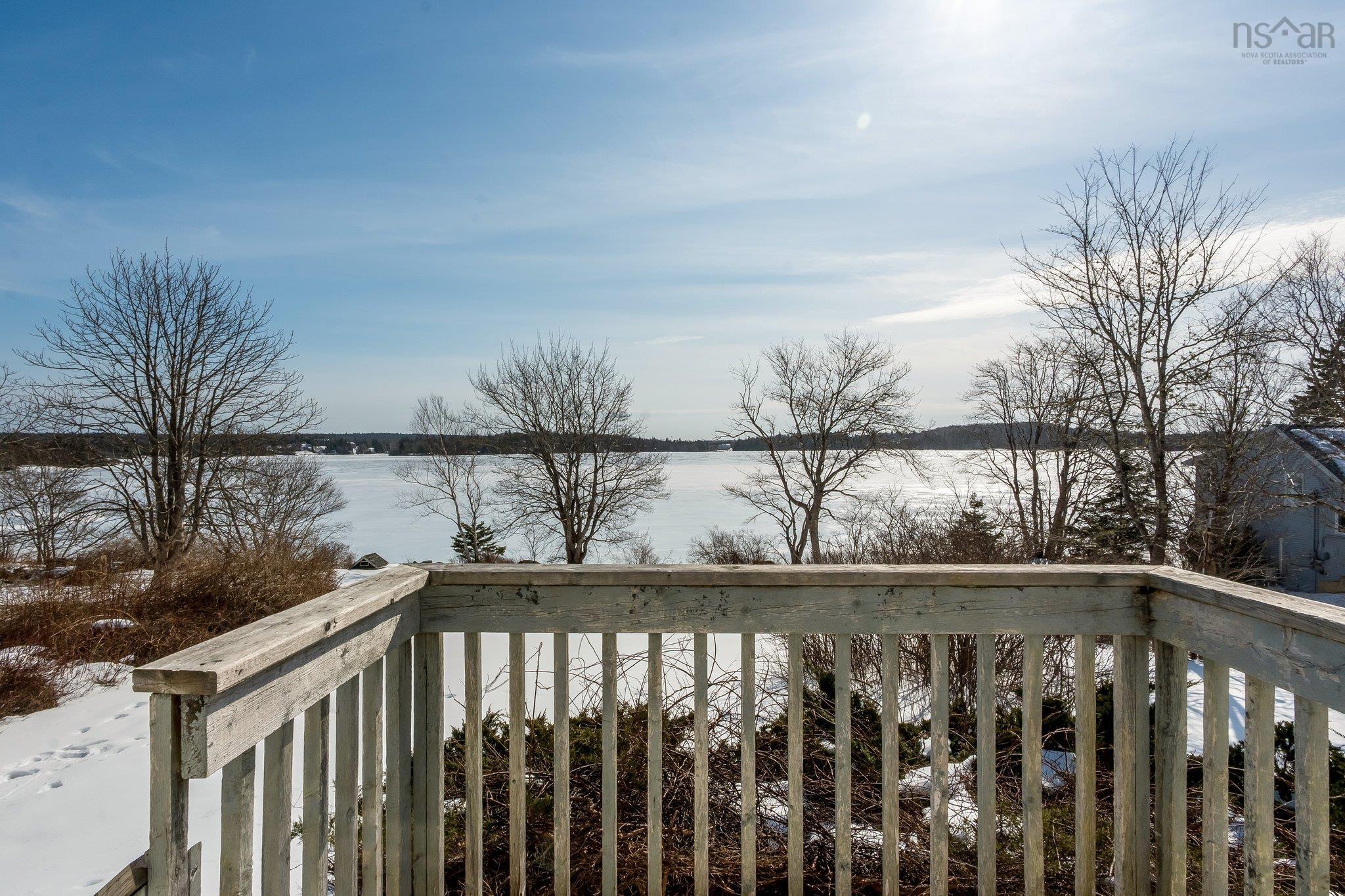 $624,900.00: 90 Foxberry Lane, Hatchet Lake
