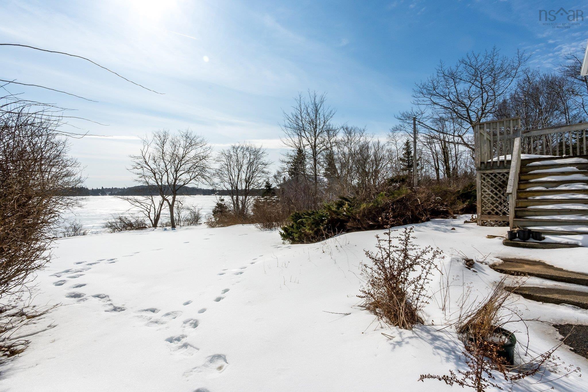 $624,900.00: 90 Foxberry Lane, Hatchet Lake