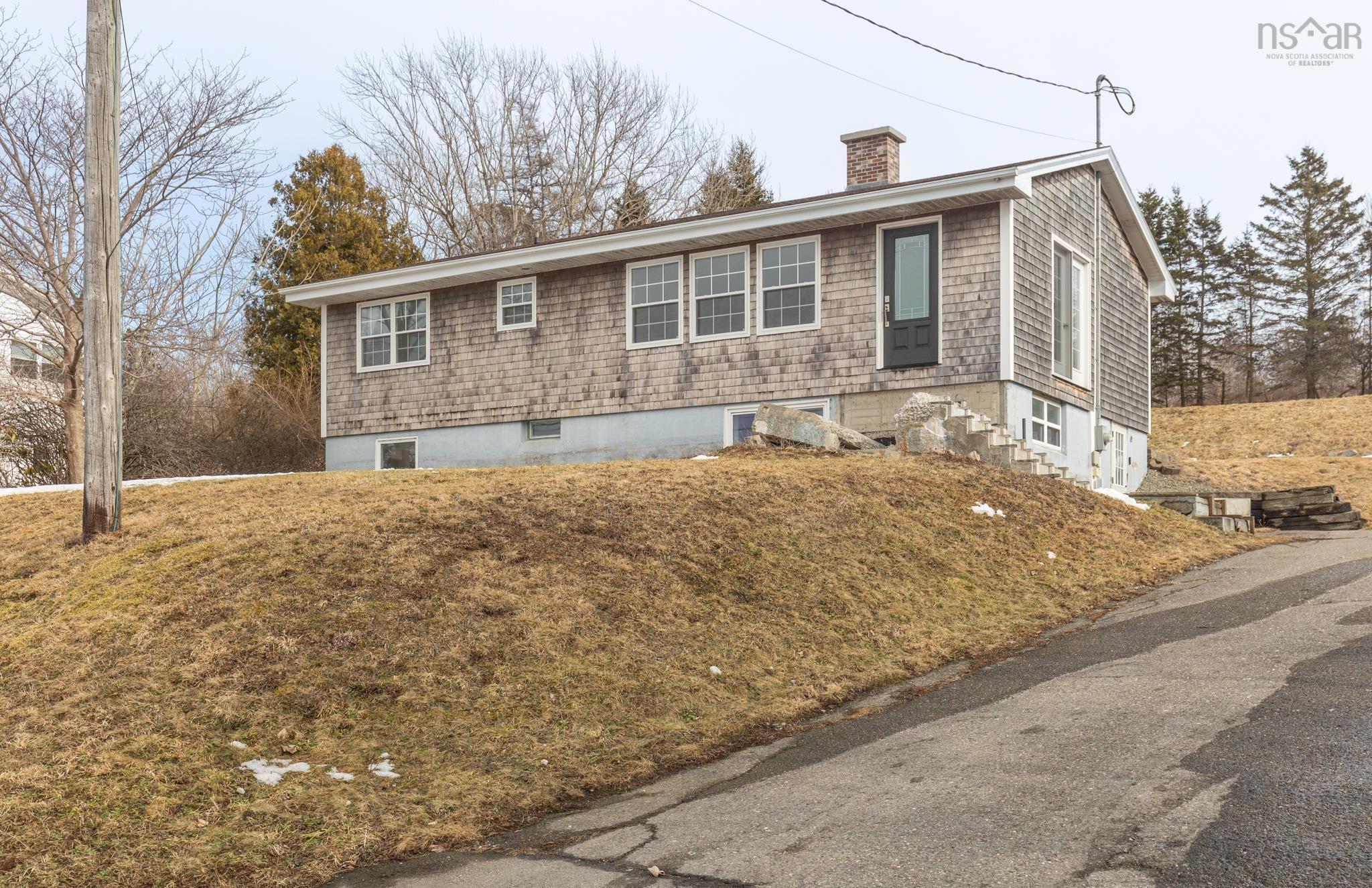 $299,900.00: 228 Highway 1, Dayton