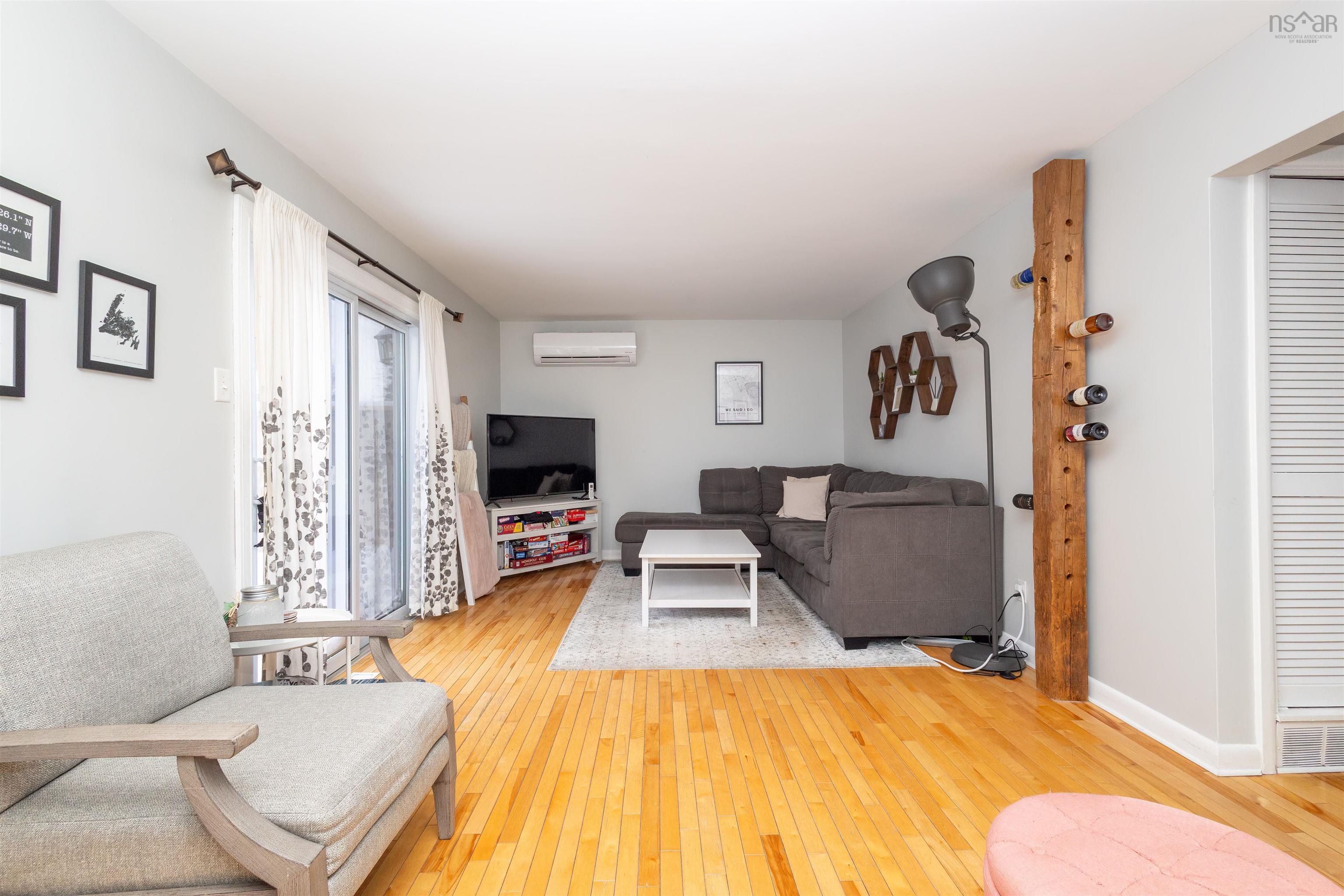 $409,900.00: 1888 Kings Road, Sydney River