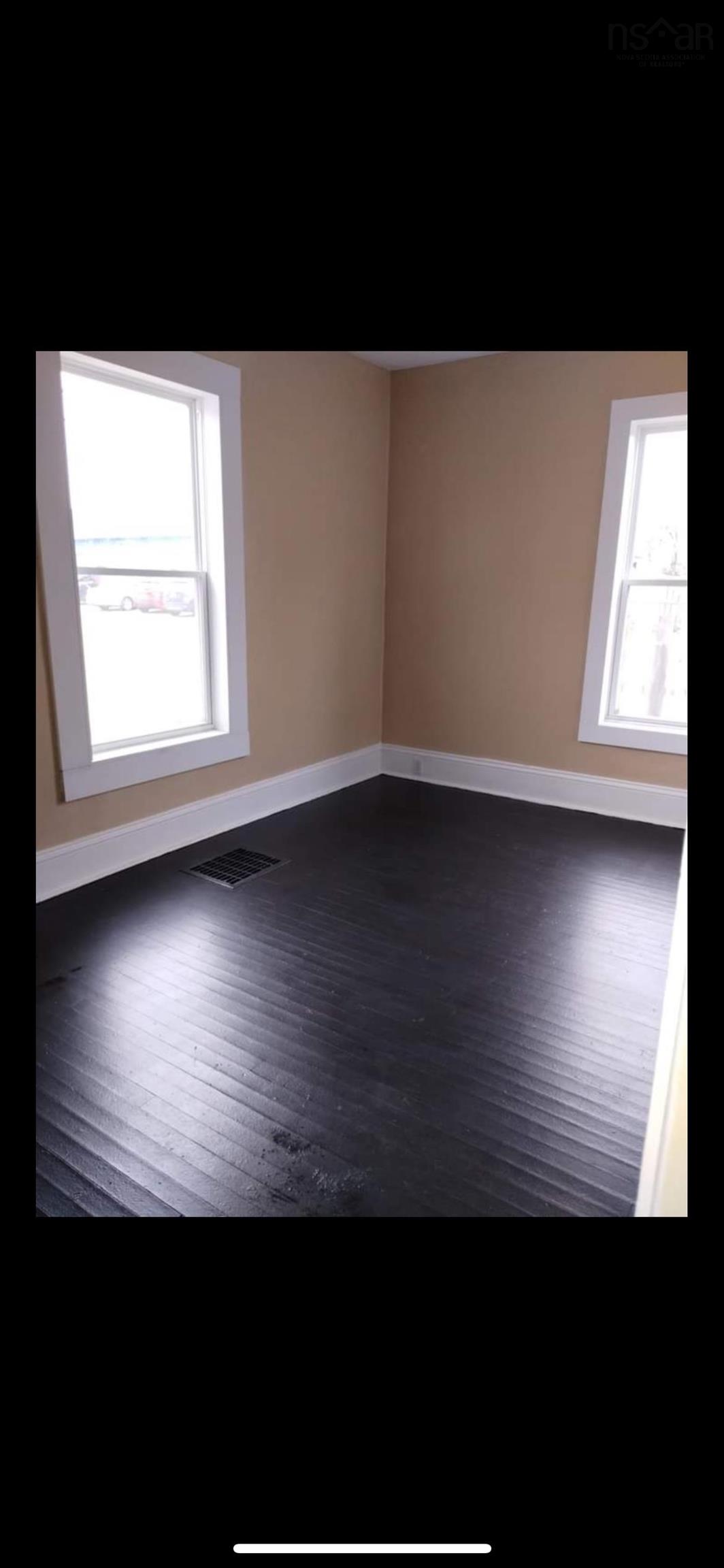 $269,900.00: 54 Laplanche Street, Amherst