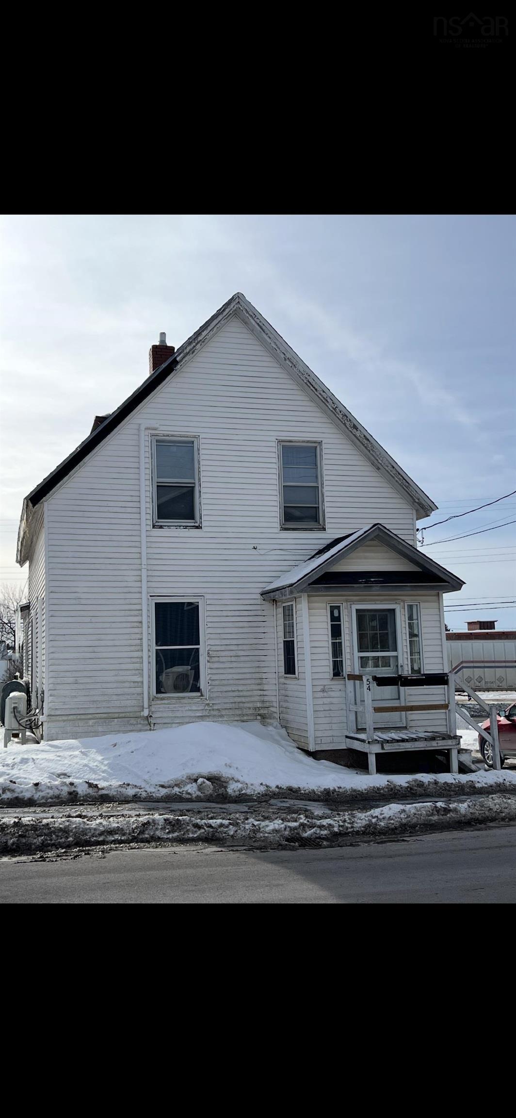 $269,900.00: 54 Laplanche Street, Amherst
