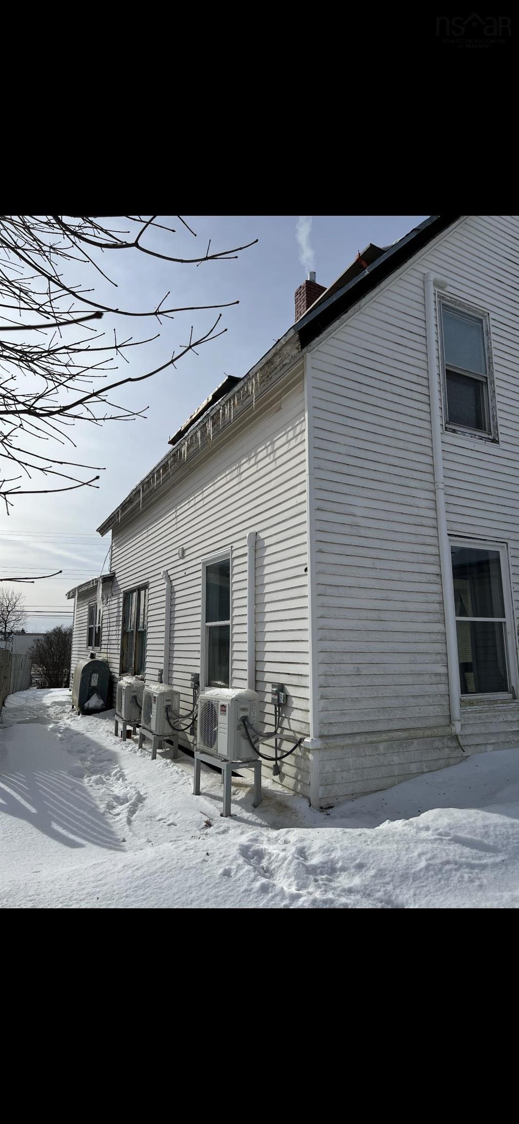 $269,900.00: 54 Laplanche Street, Amherst