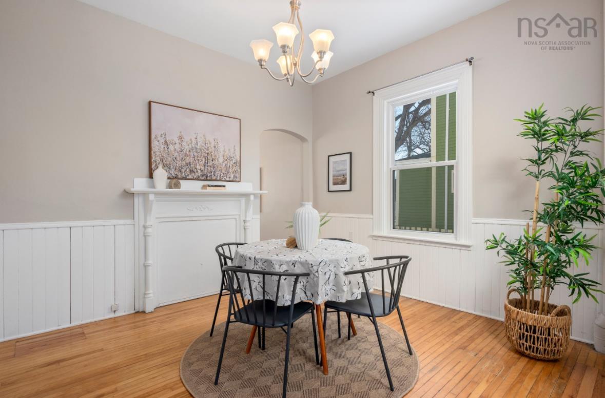 $679,000.00: 6265 Summit Street, Halifax
