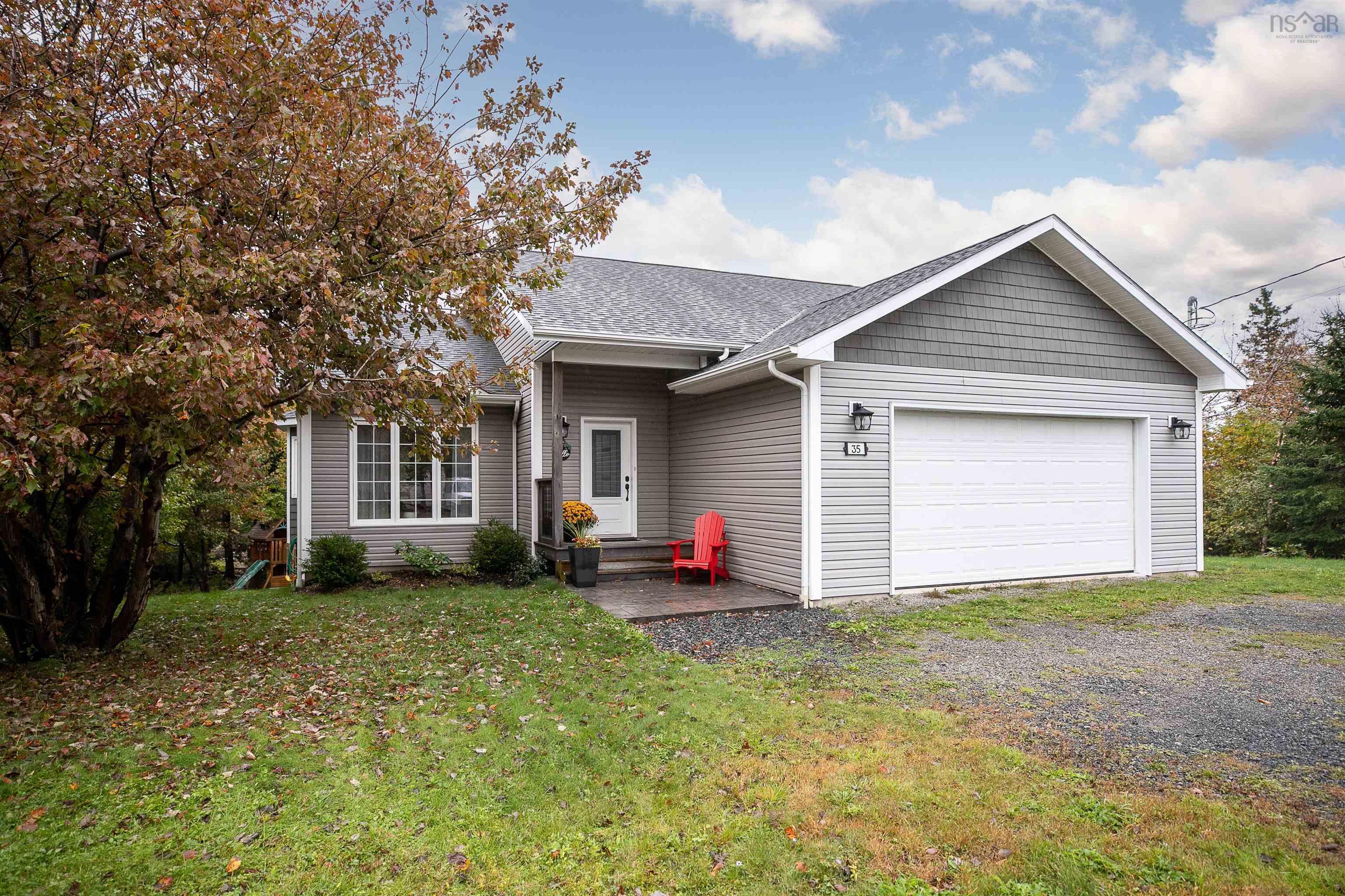 $719,900.00: 35 Saltwatters Lane, Herring Cove