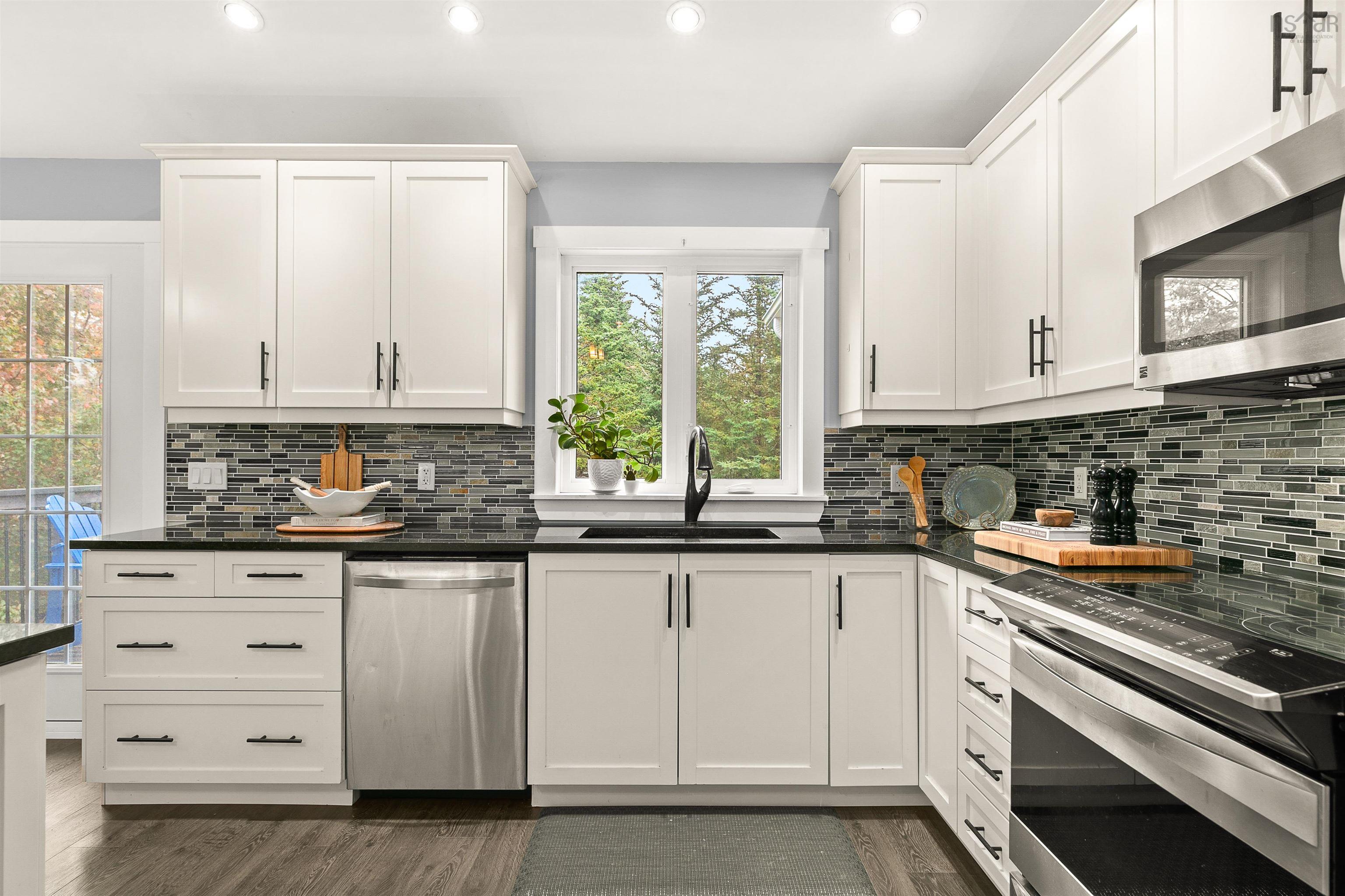 $719,900.00: 35 Saltwatters Lane, Herring Cove