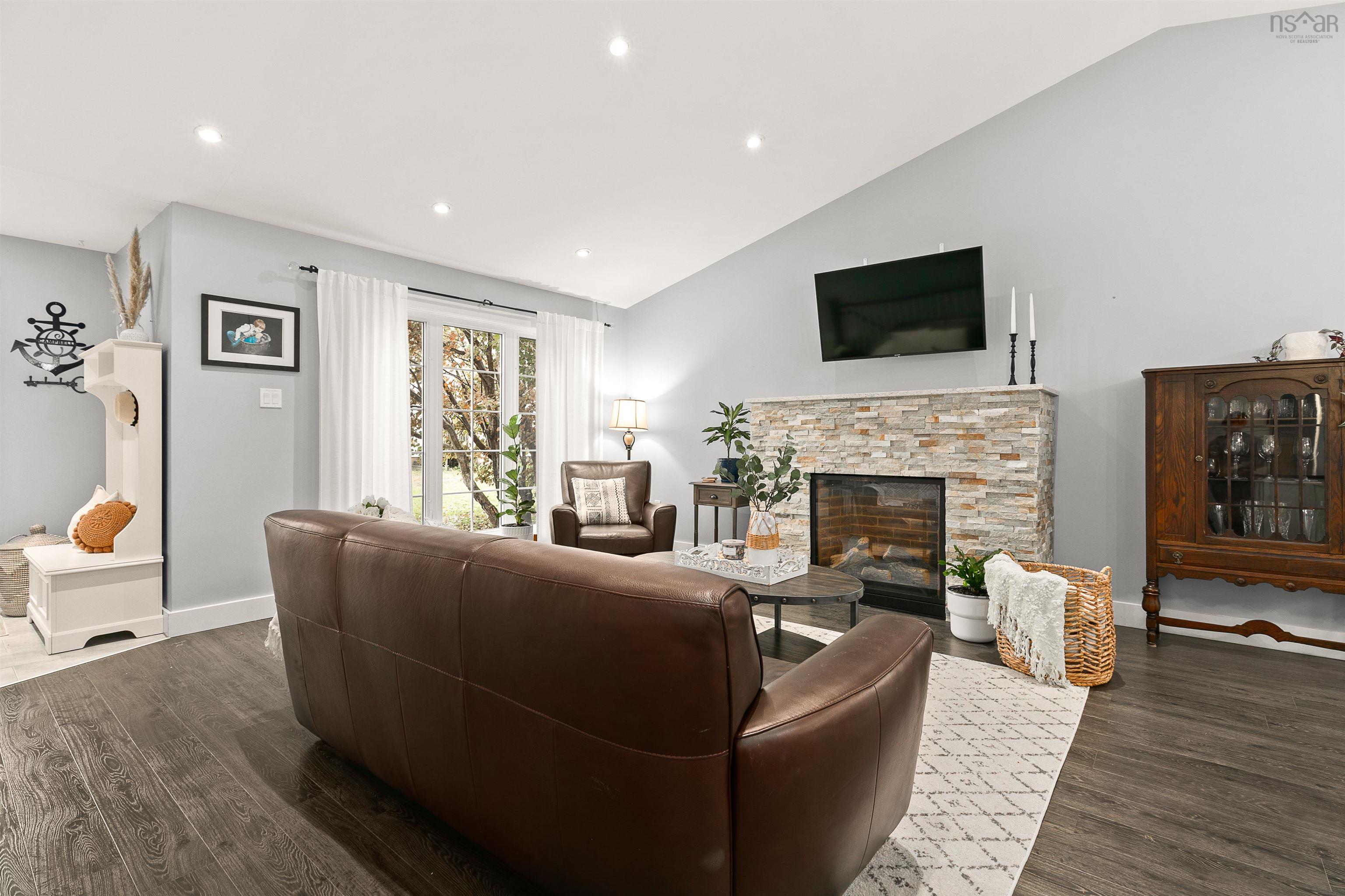 $719,900.00: 35 Saltwatters Lane, Herring Cove
