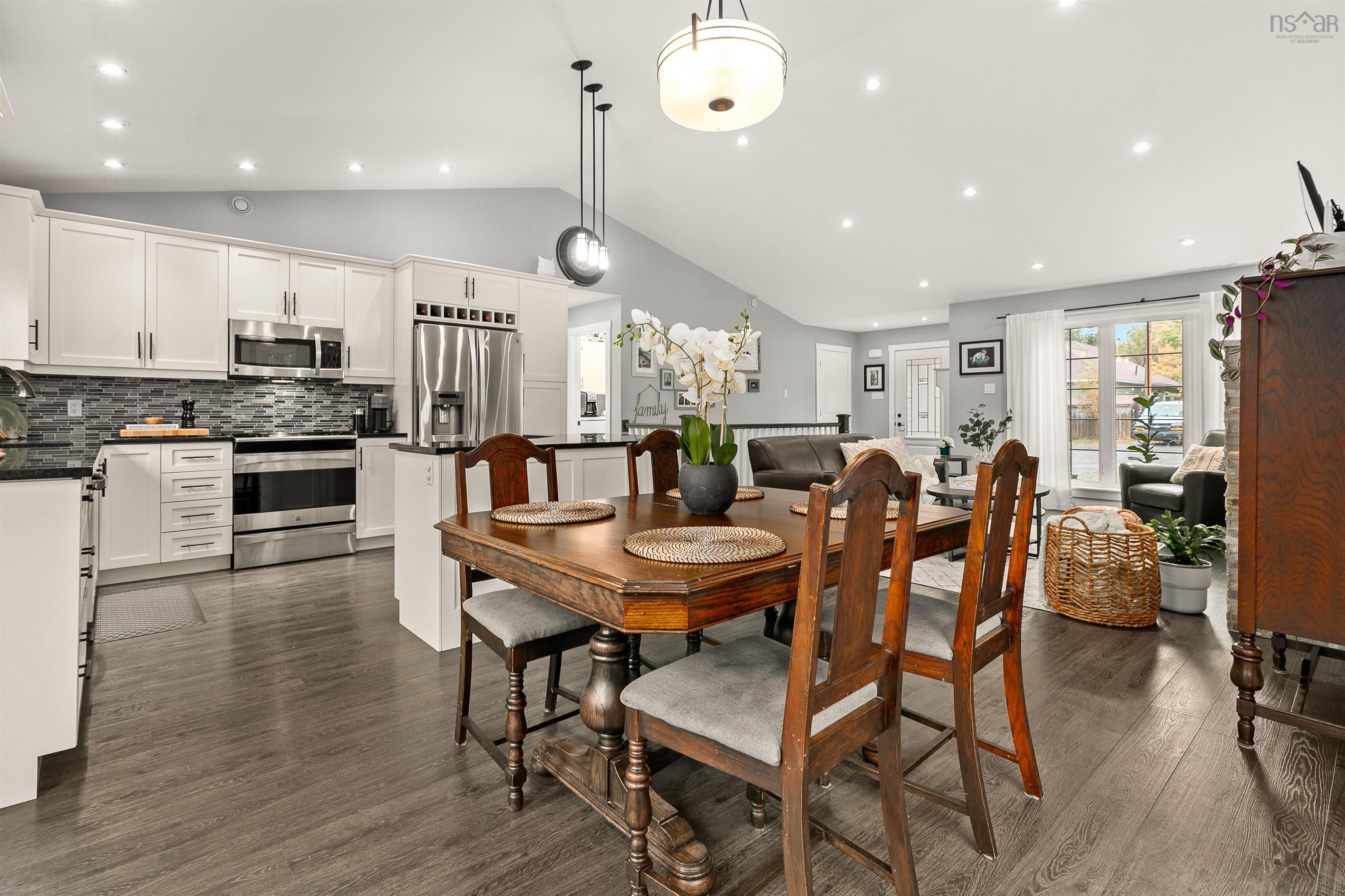 $719,900.00: 35 Saltwatters Lane, Herring Cove