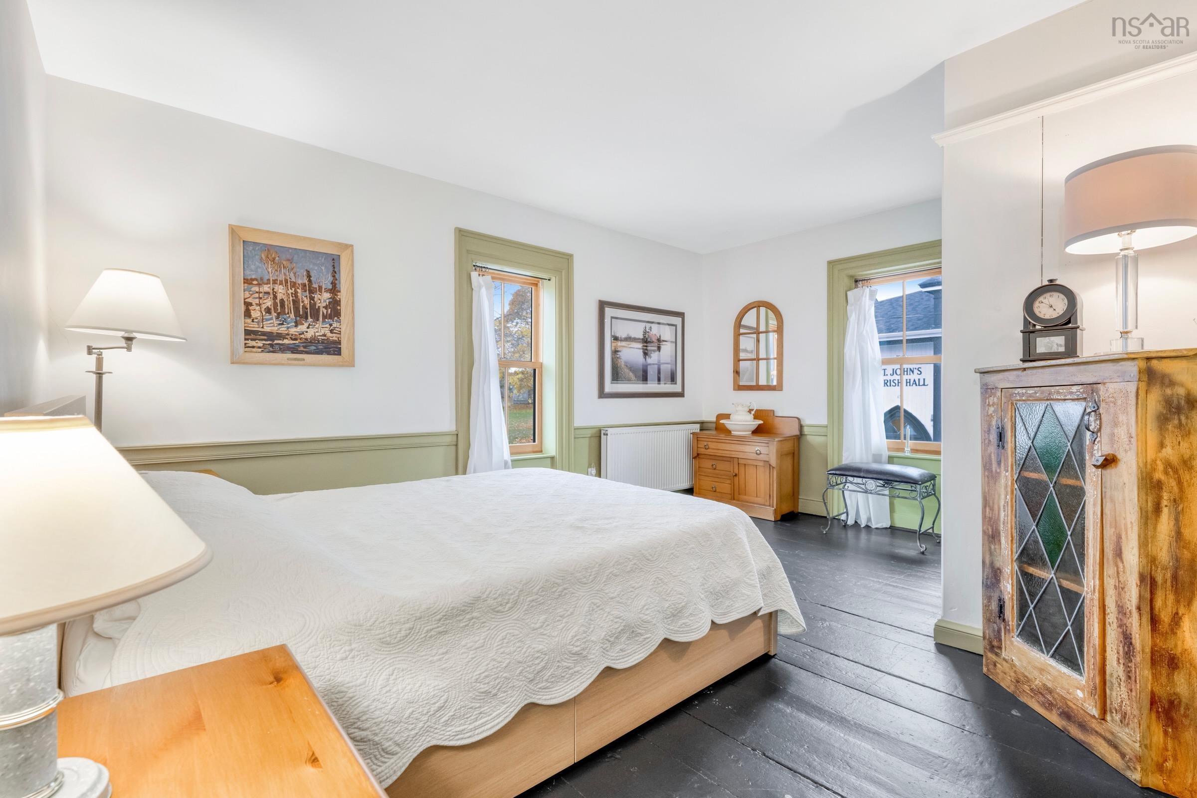 $995,000.00: 33 Cornwallis Street, Lunenburg