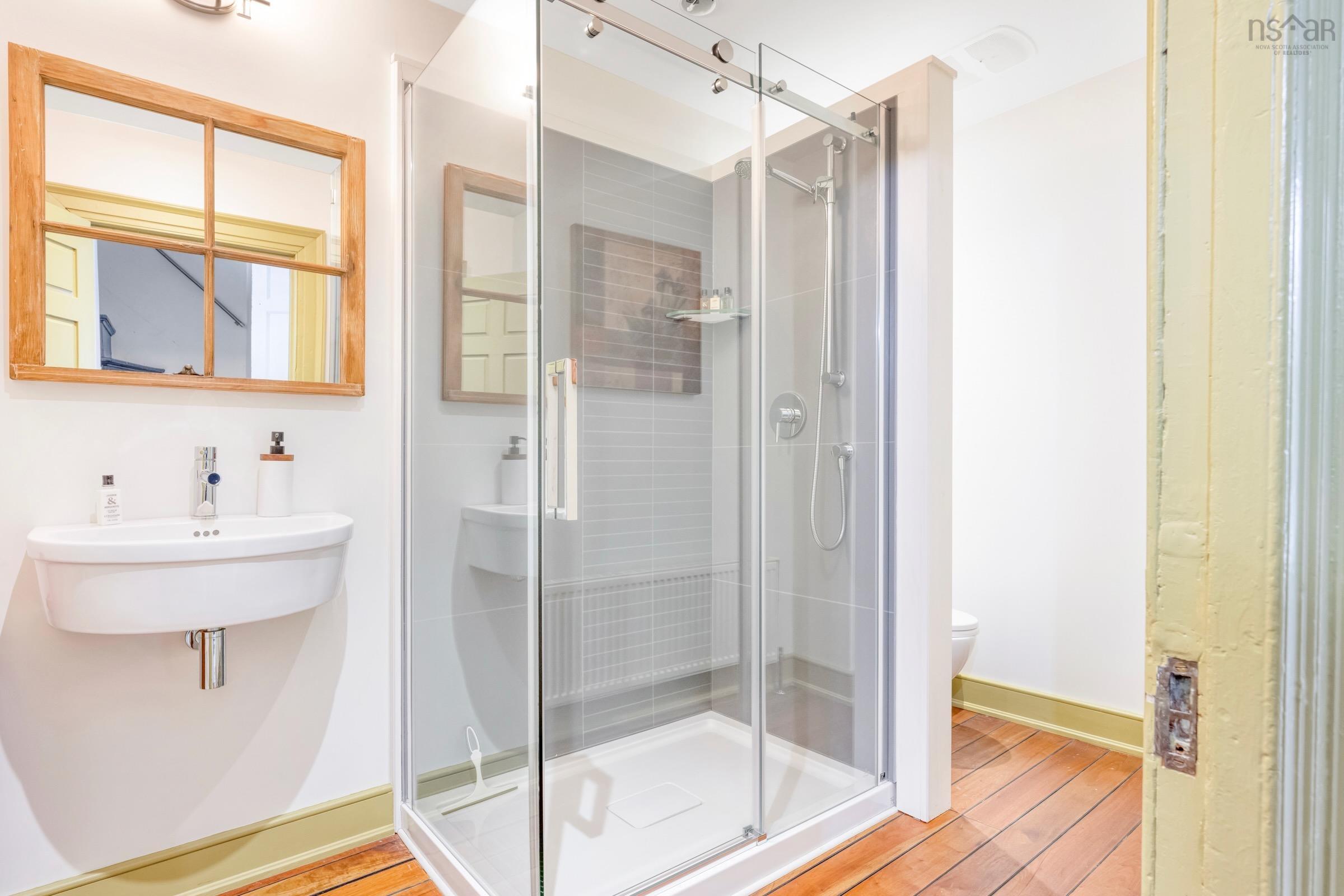 $995,000.00: 33 Cornwallis Street, Lunenburg