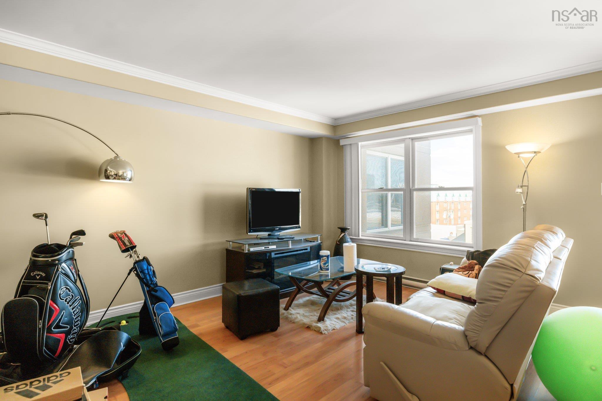 $725,000.00: 404 5234 Morris Street, Halifax Peninsula