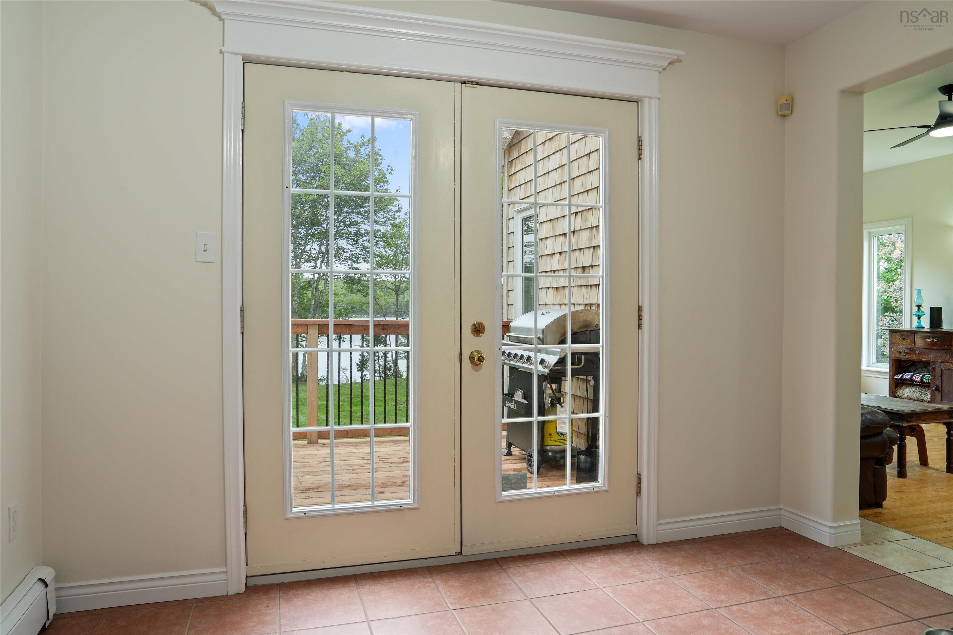 $799,900.00: 35 Prospect River Court, Hatchet Lake