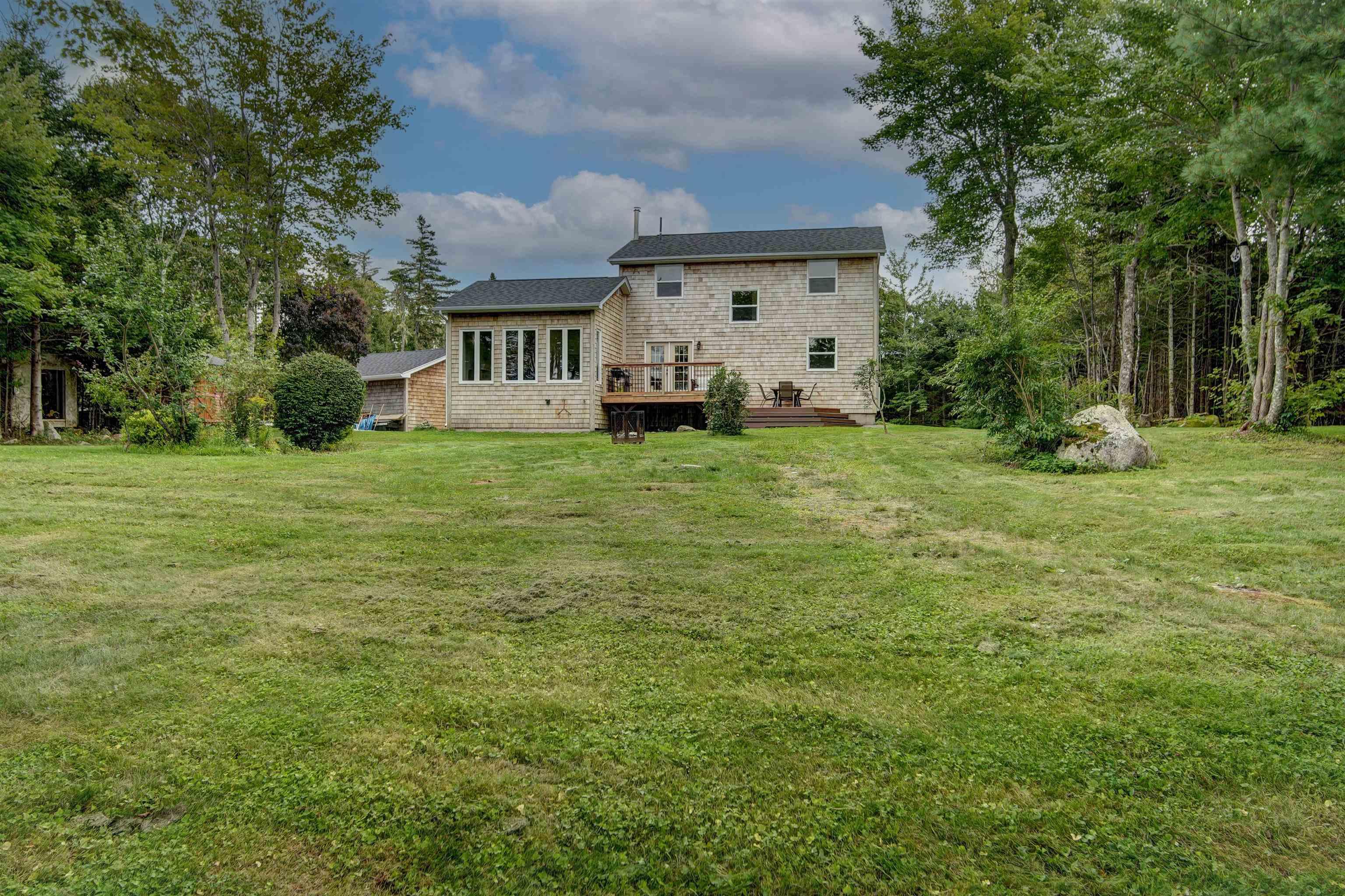 $799,900.00: 35 Prospect River Court, Hatchet Lake