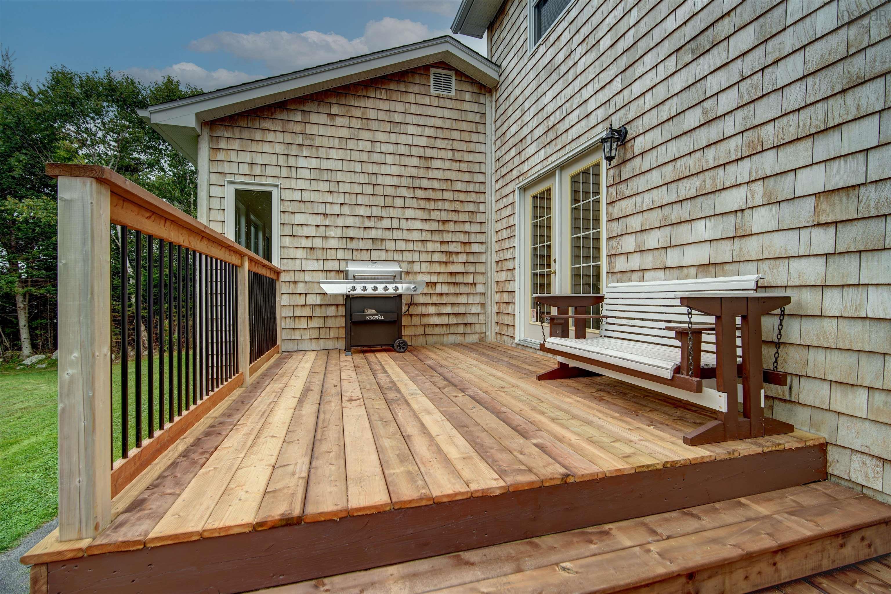 $799,900.00: 35 Prospect River Court, Hatchet Lake