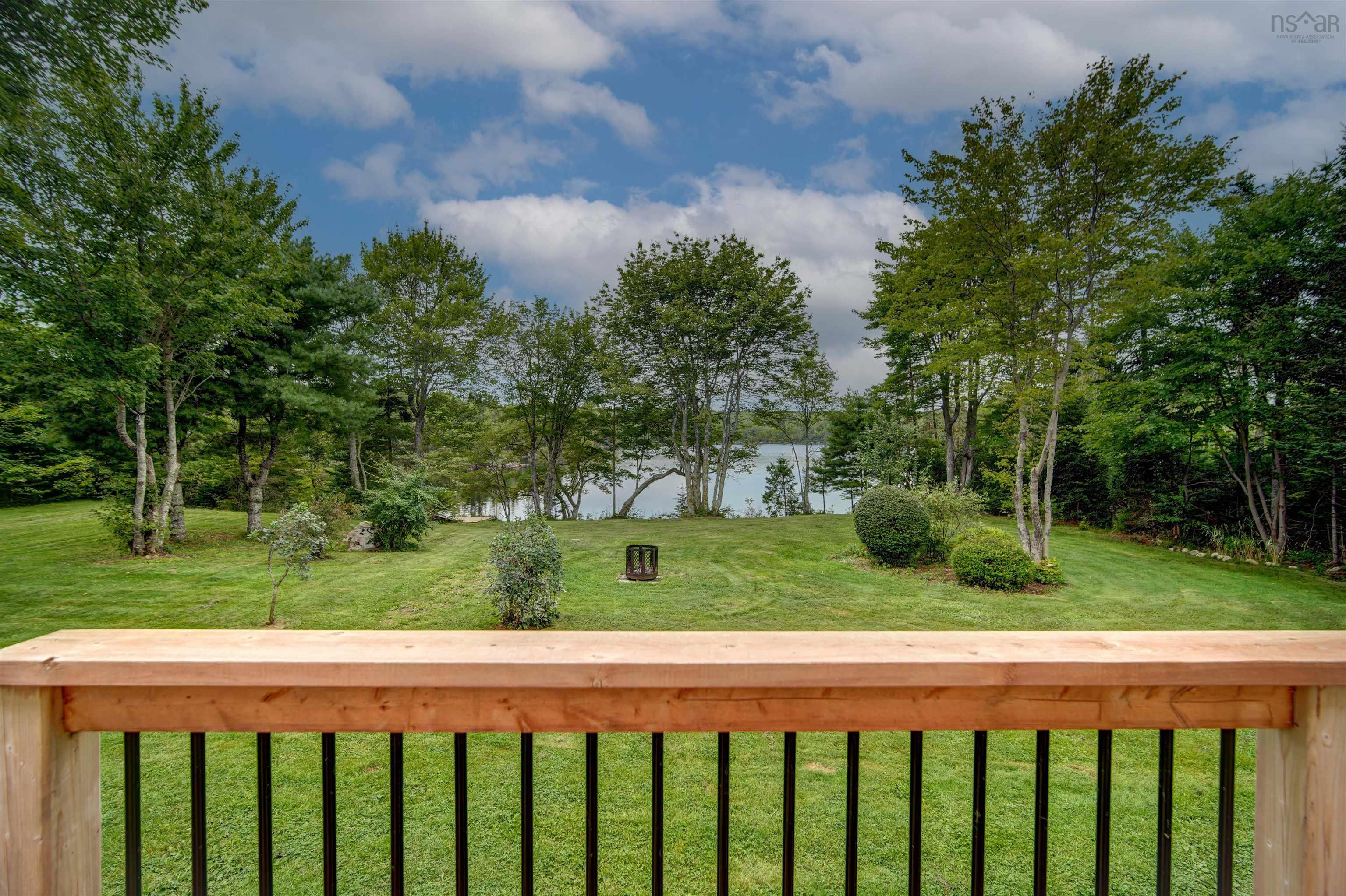 $799,900.00: 35 Prospect River Court, Hatchet Lake