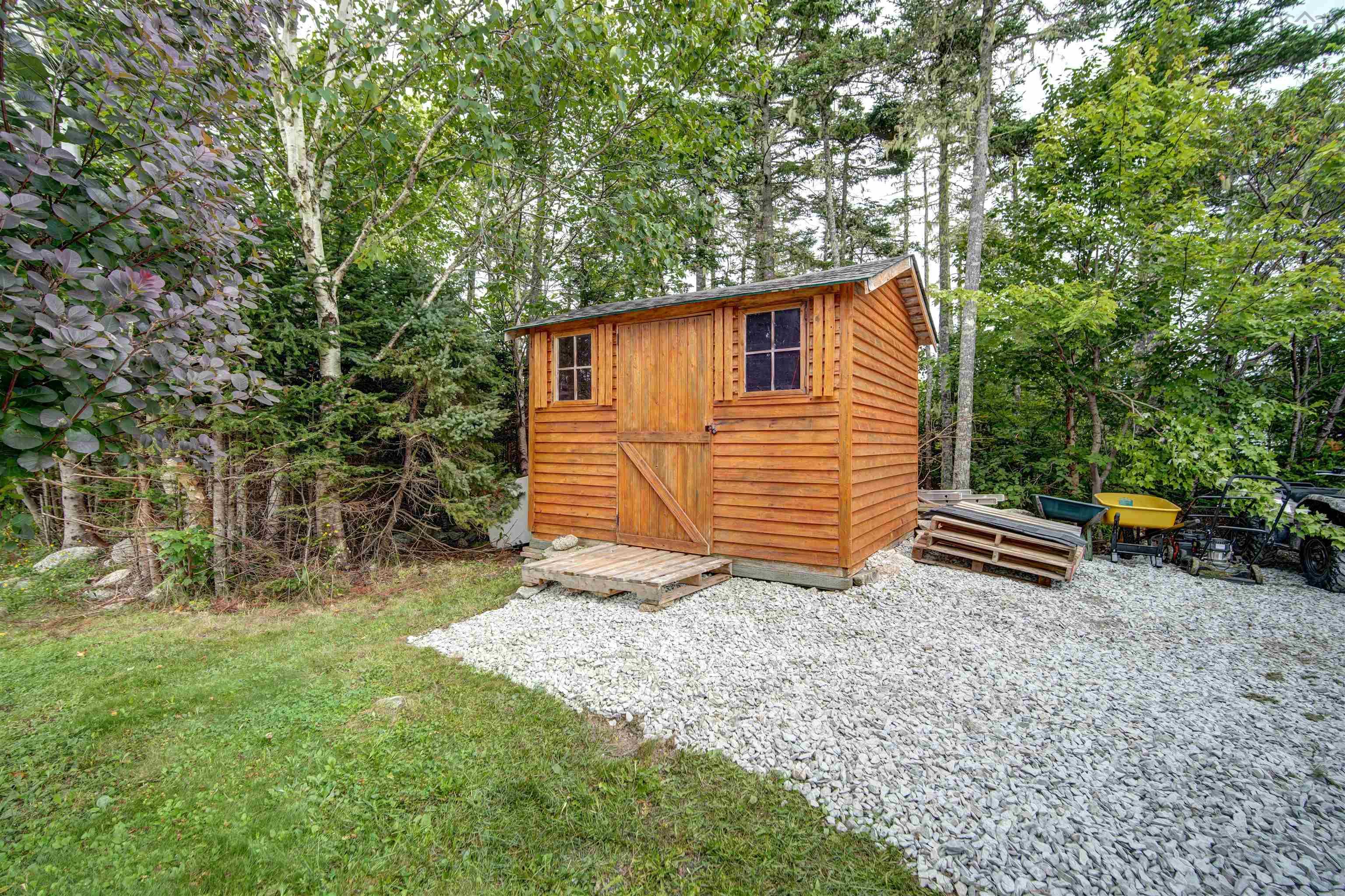 $799,900.00: 35 Prospect River Court, Hatchet Lake