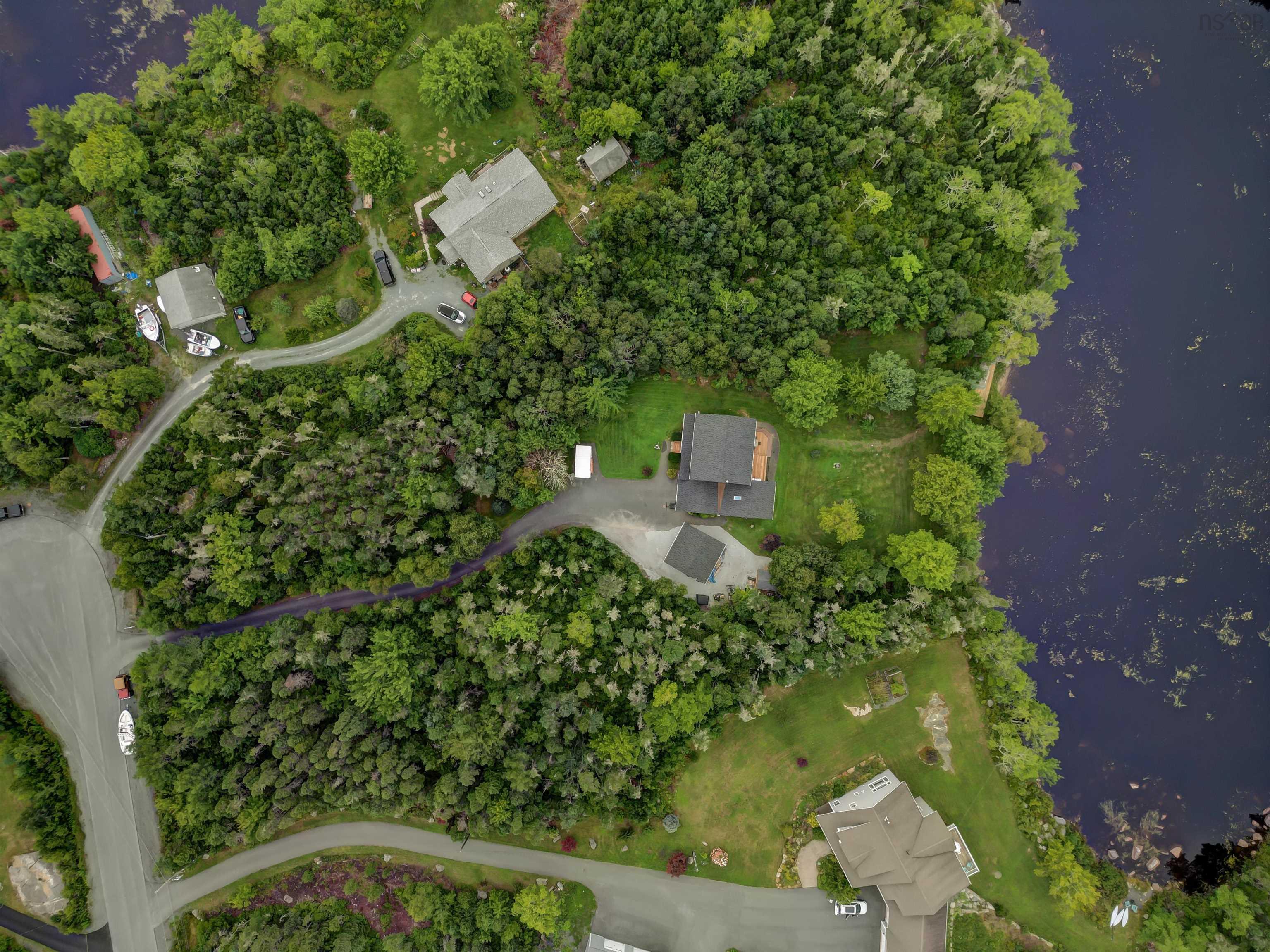 $799,900.00: 35 Prospect River Court, Hatchet Lake