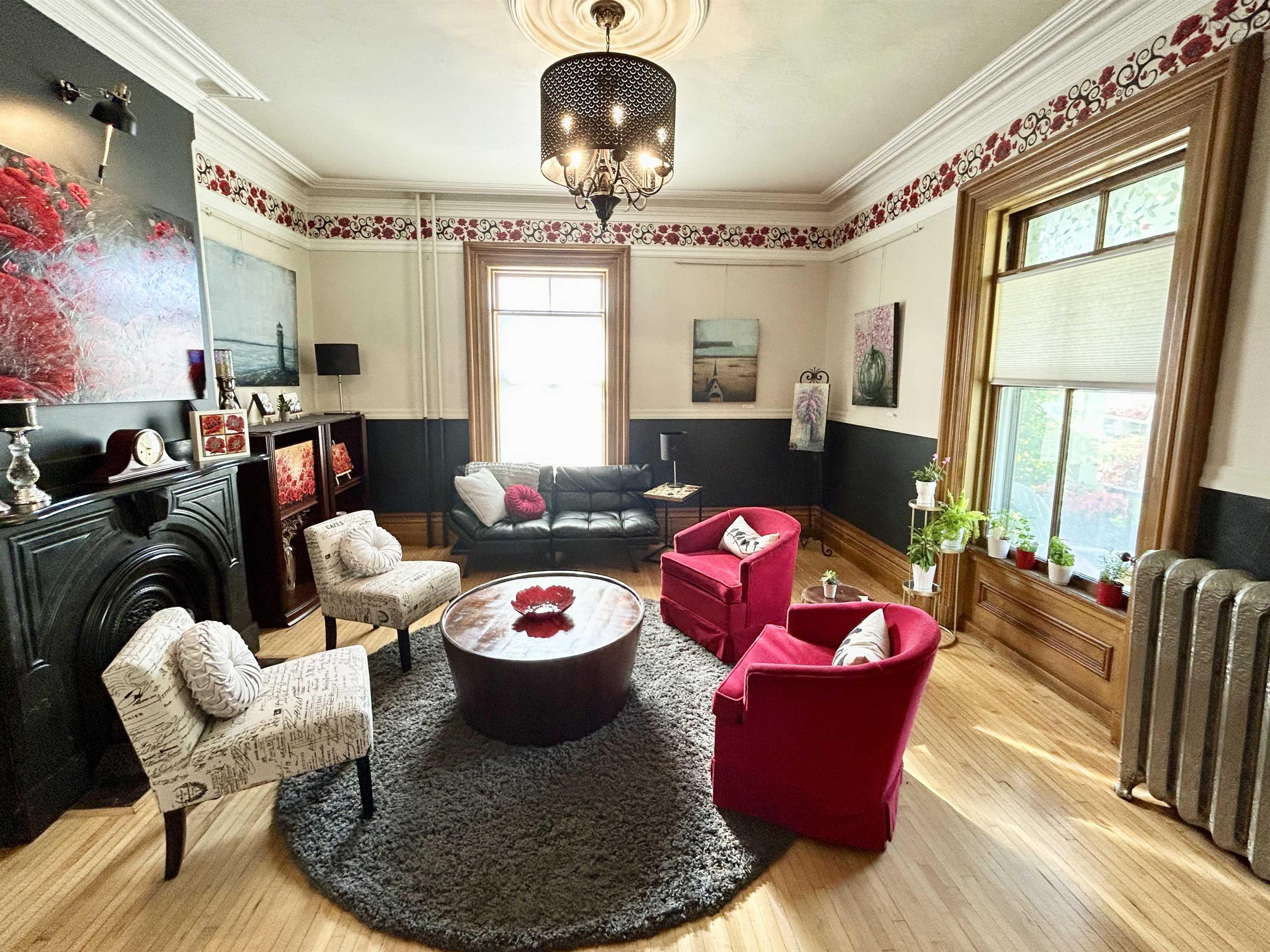 $499,900.00: 65 Chestnut Street, Windsor