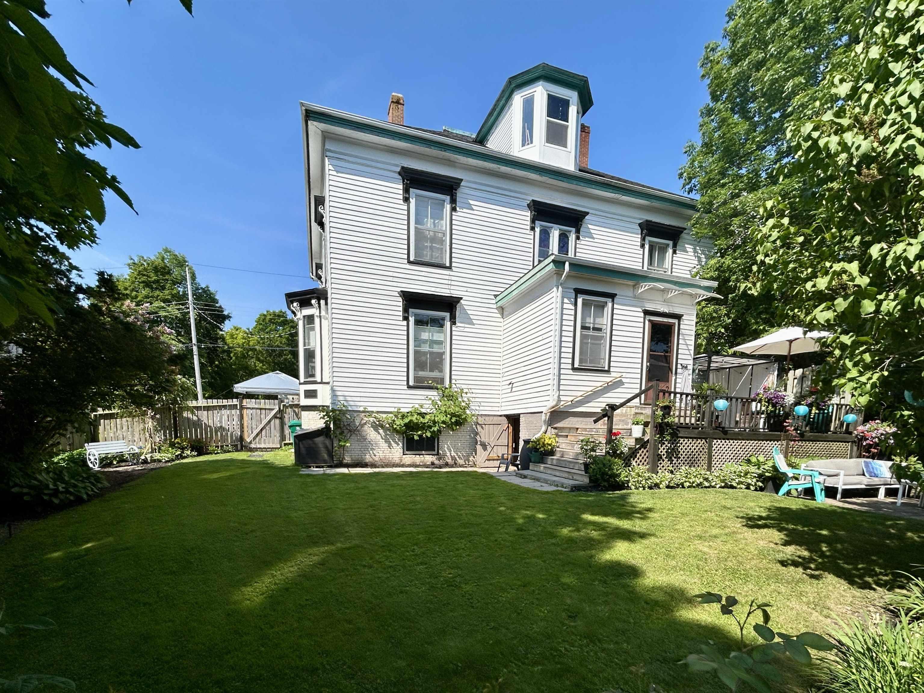 $499,900.00: 65 Chestnut Street, Windsor