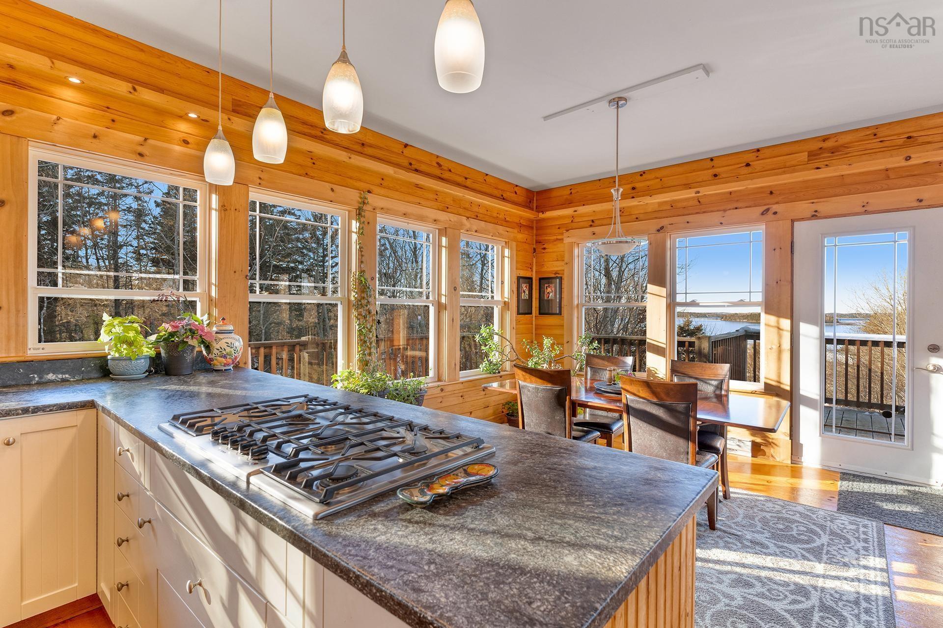 $875,000.00: 590 Kingsburg Road, Lower Rose Bay