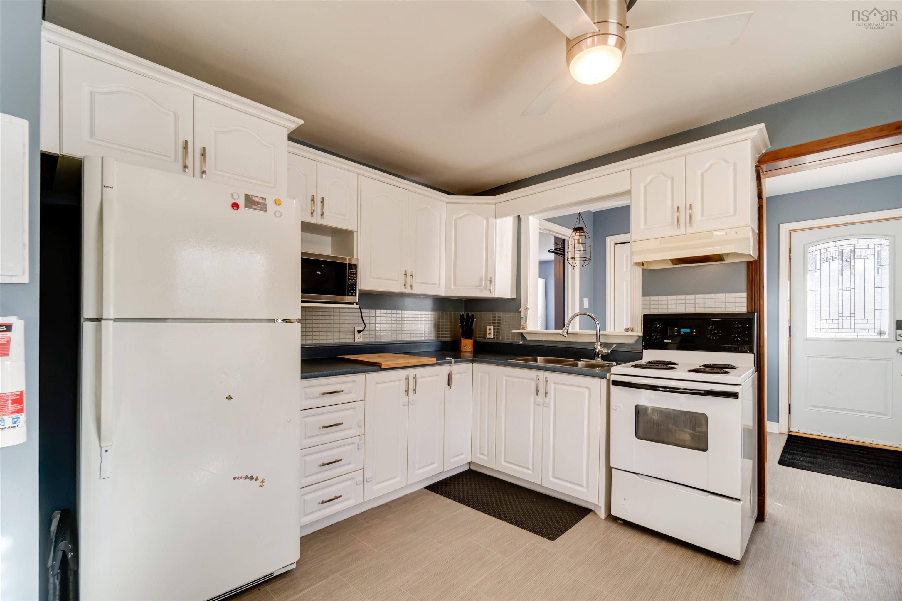 $434,900.00: 2101 Larry Uteck Boulevard, Bedford