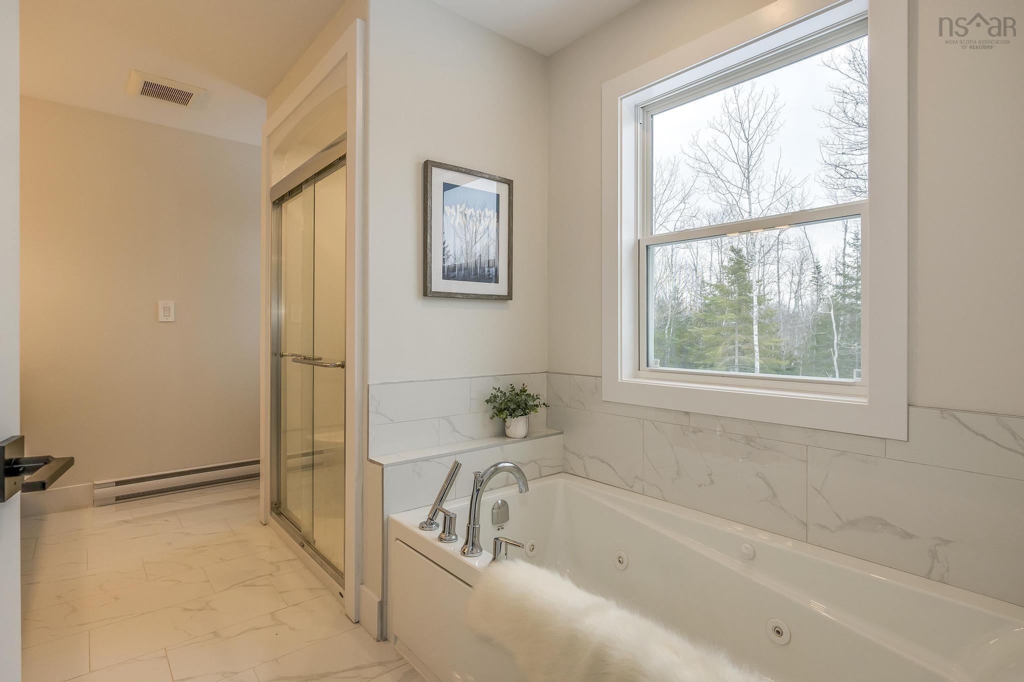 $799,900.00: 153 Coulter Crescent, Oakfield