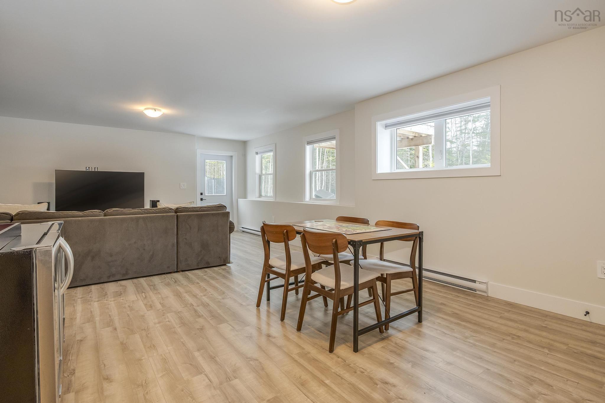 $799,900.00: 153 Coulter Crescent, Oakfield