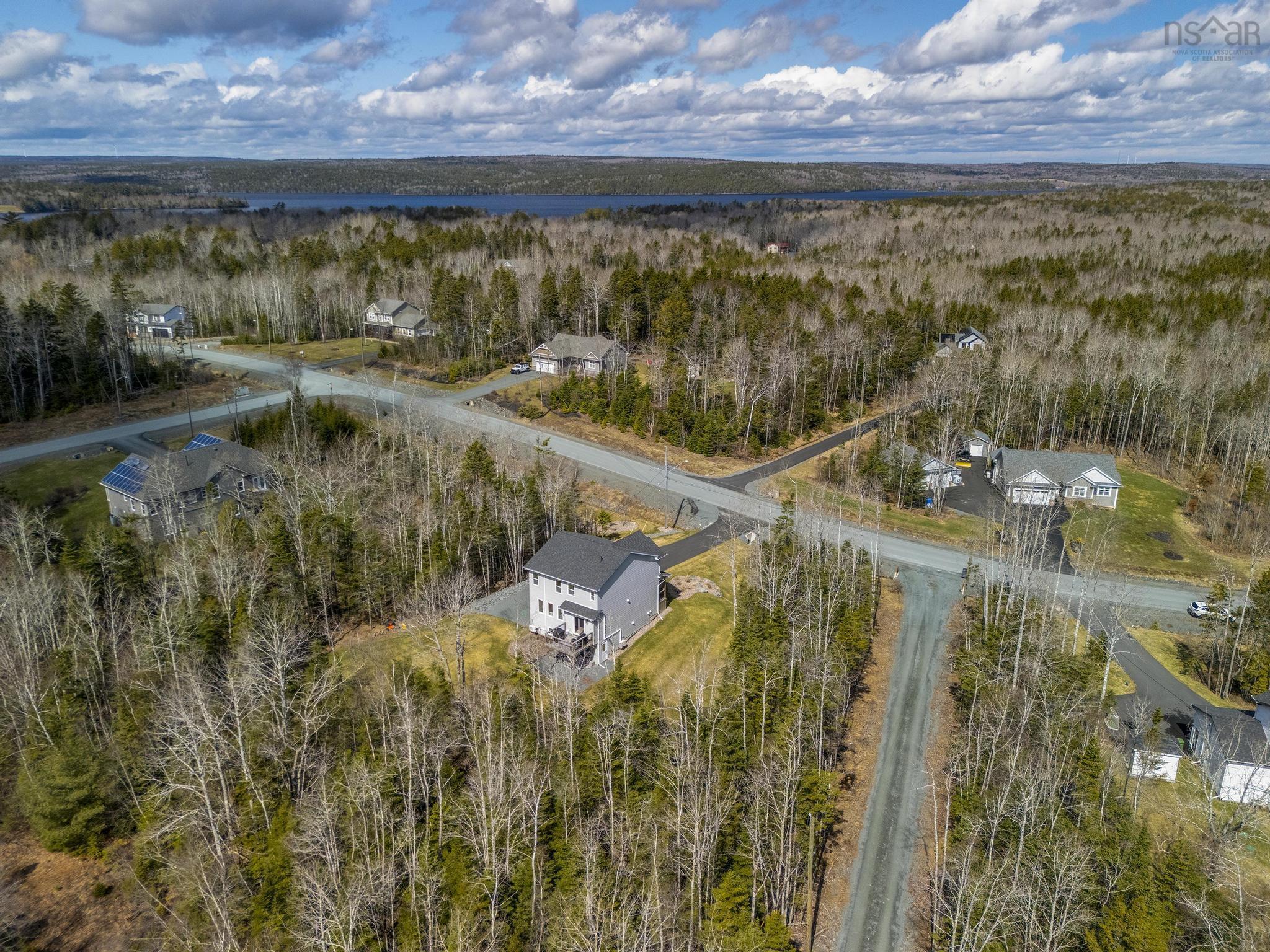 $799,900.00: 153 Coulter Crescent, Oakfield