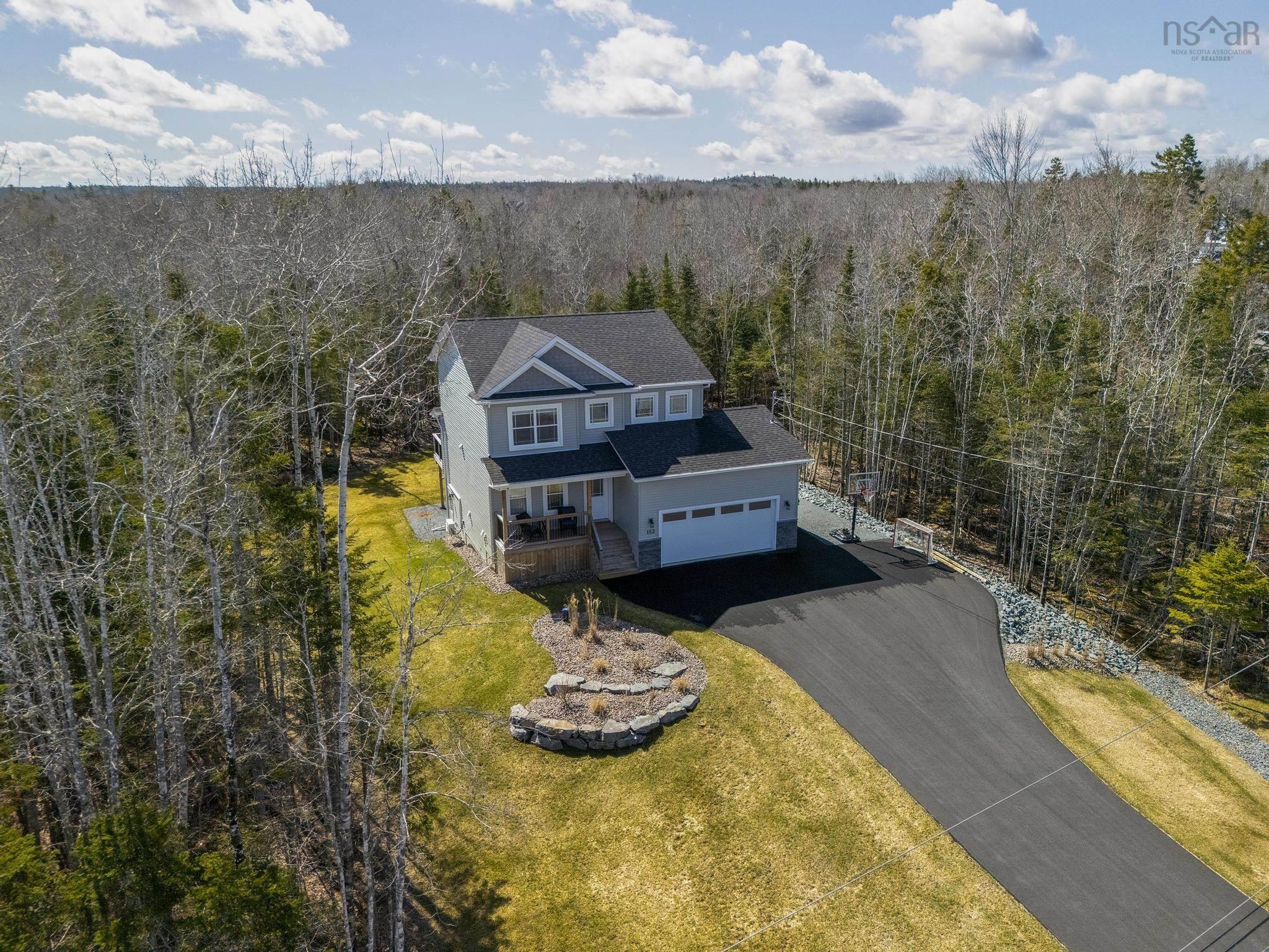 $799,900.00: 153 Coulter Crescent, Oakfield