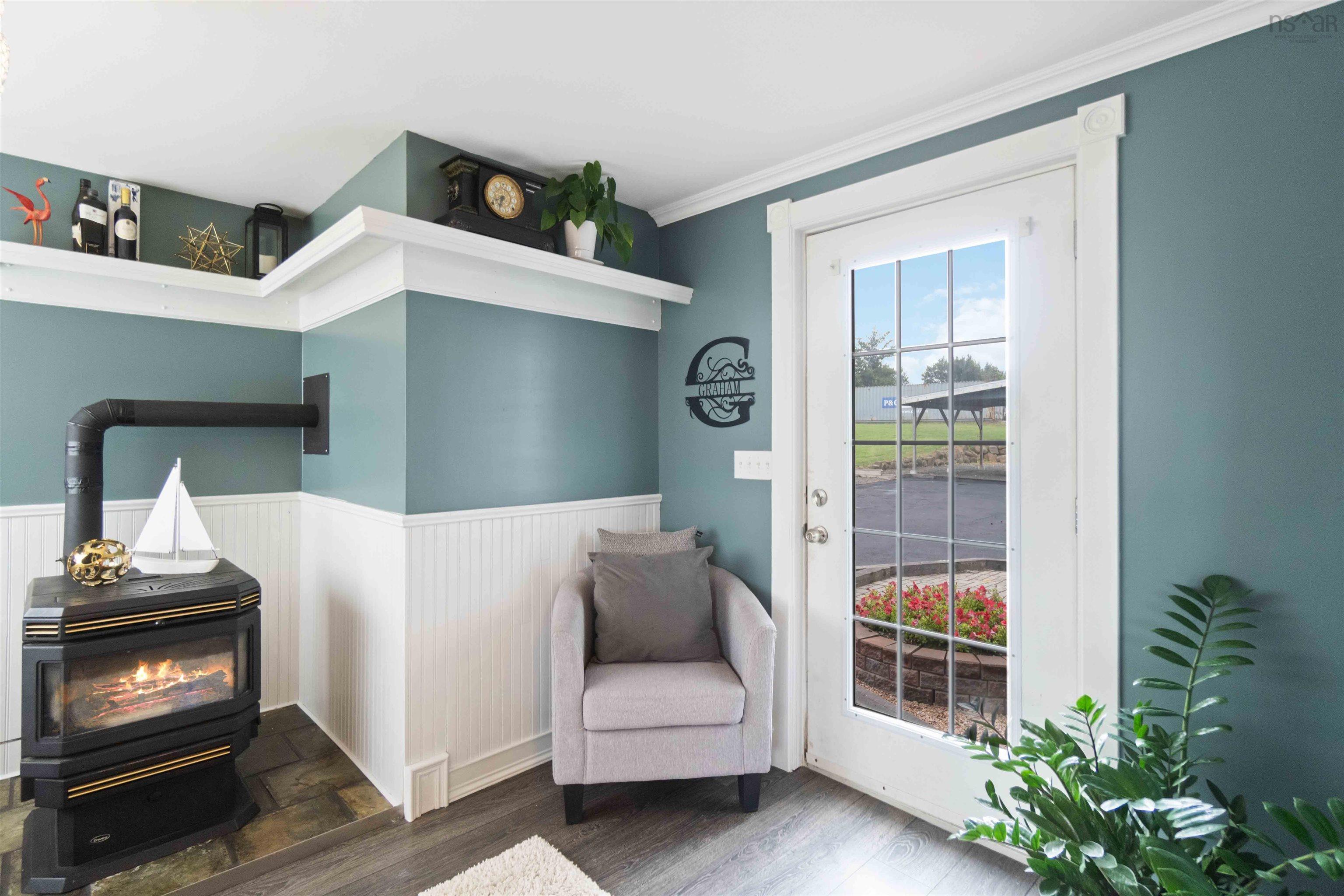 $344,500.00: 8835 Highway 217, Waterford