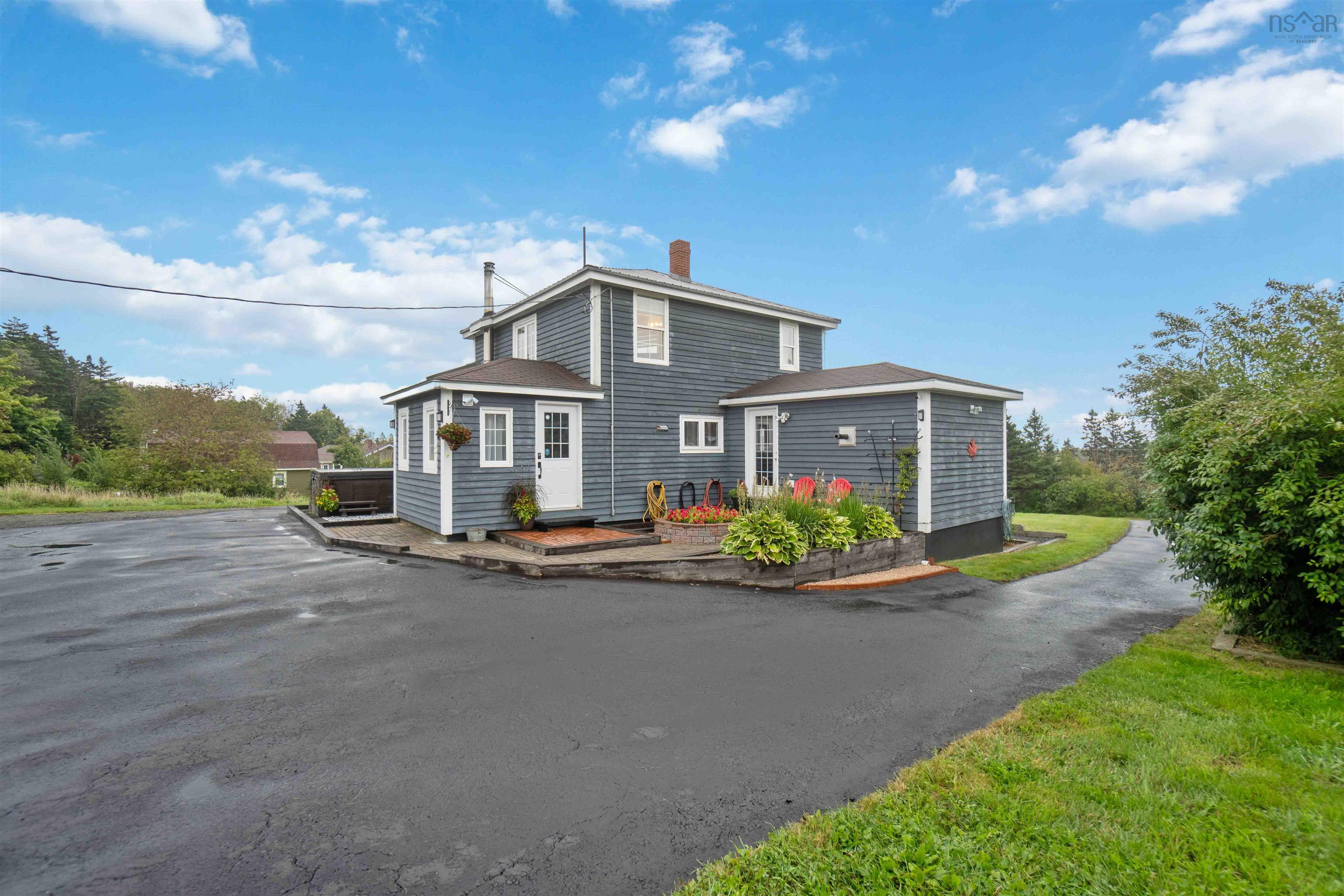 $344,500.00: 8835 Highway 217, Waterford