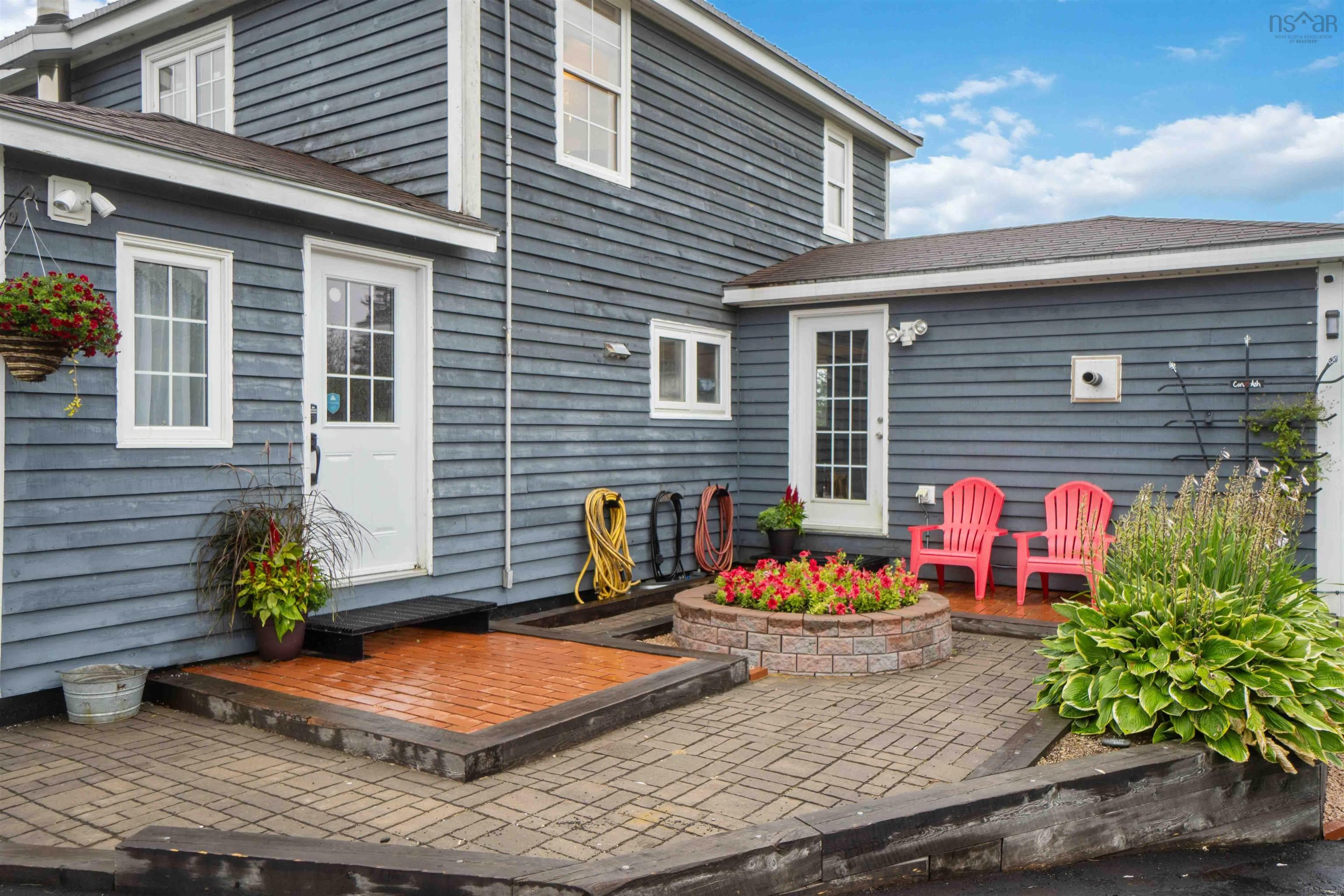 $344,500.00: 8835 Highway 217, Waterford
