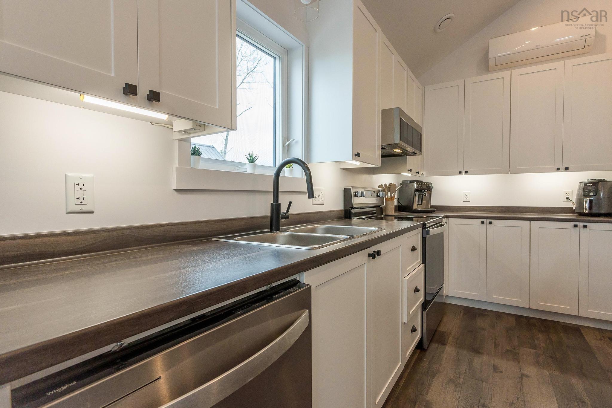 $409,900.00: 23 Monarch Terrace, Truro