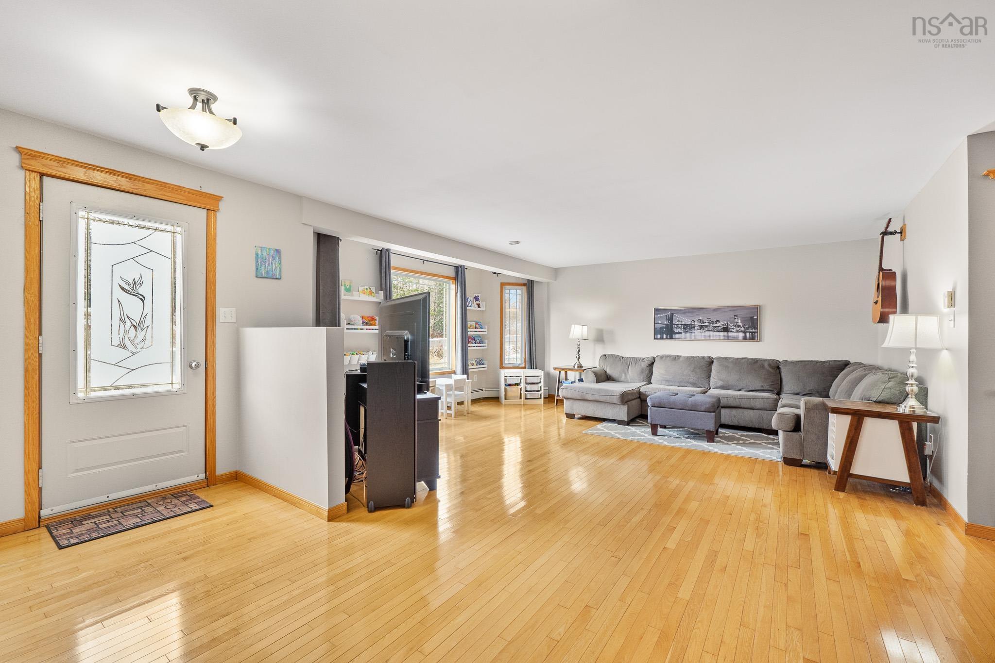 $469,900.00: 31 Walker Service Road, Lower Sackville