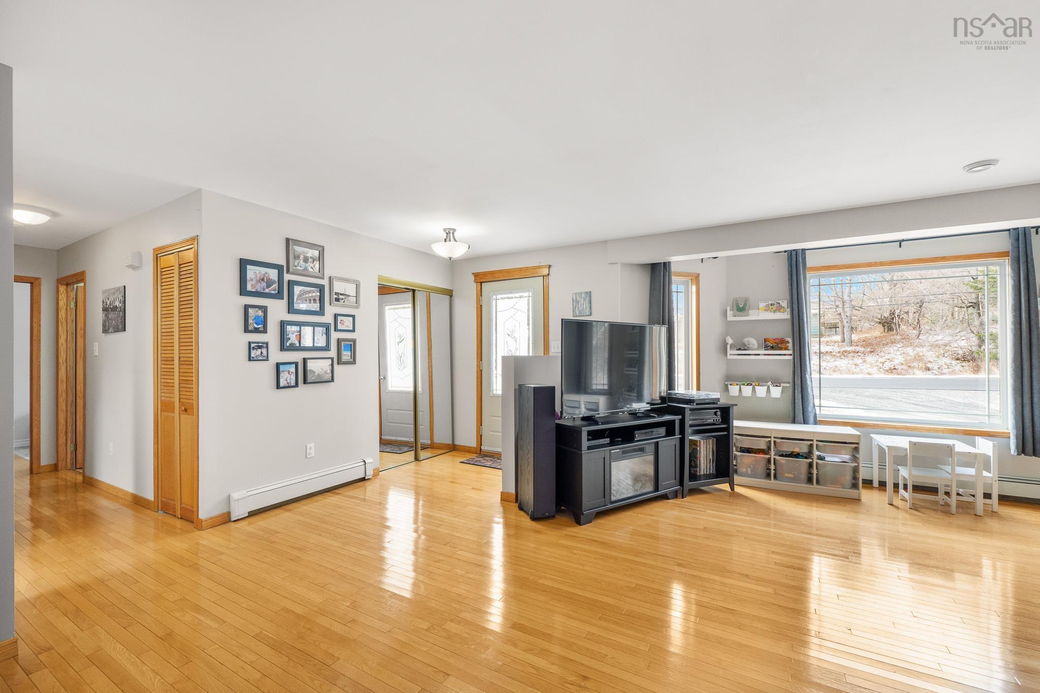 $469,900.00: 31 Walker Service Road, Lower Sackville